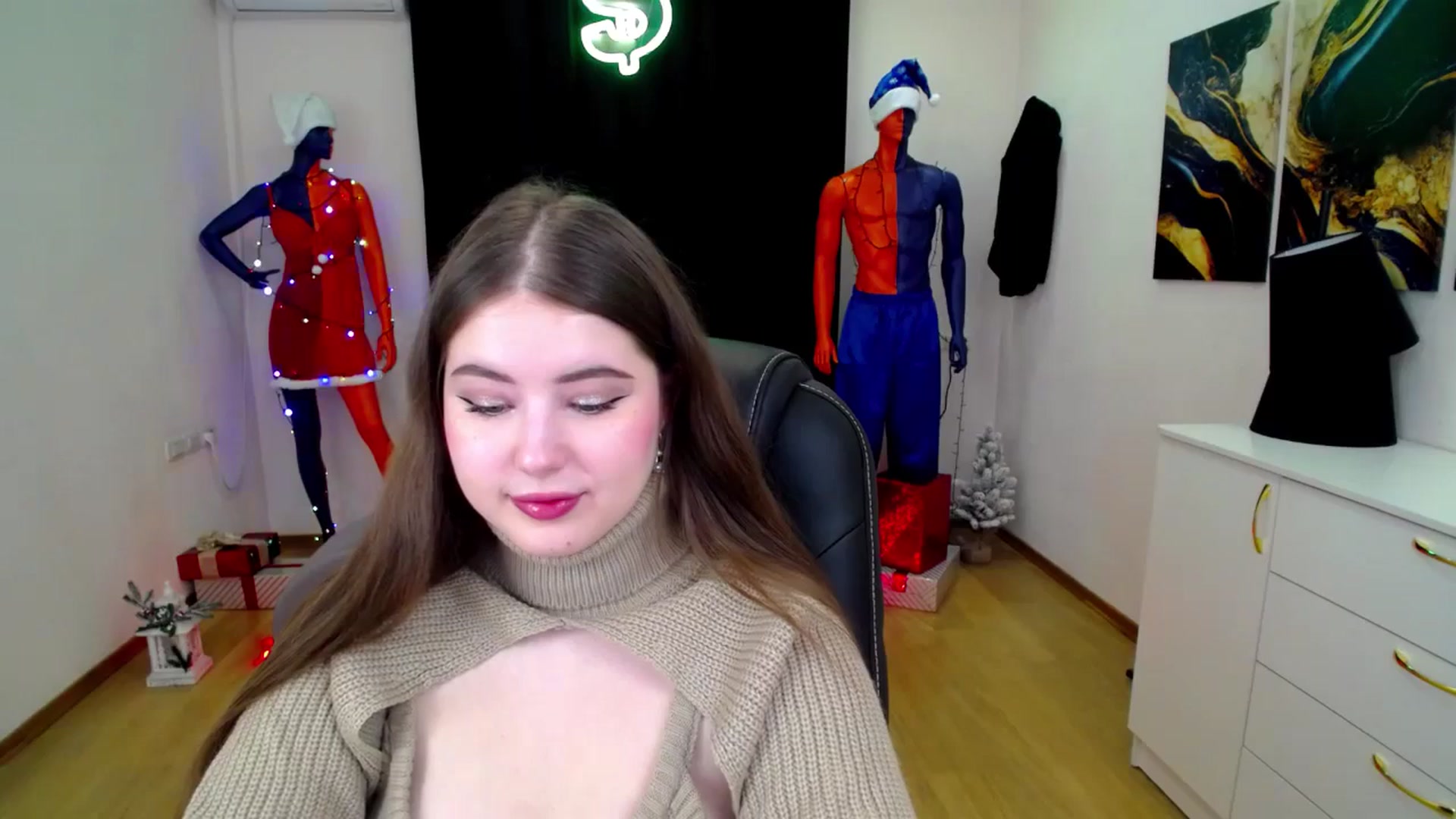 Gallery image thumbnail from AdmireMyEyes's myfreecams stream on, 12/20/2024, 19:47 image 9 of 20