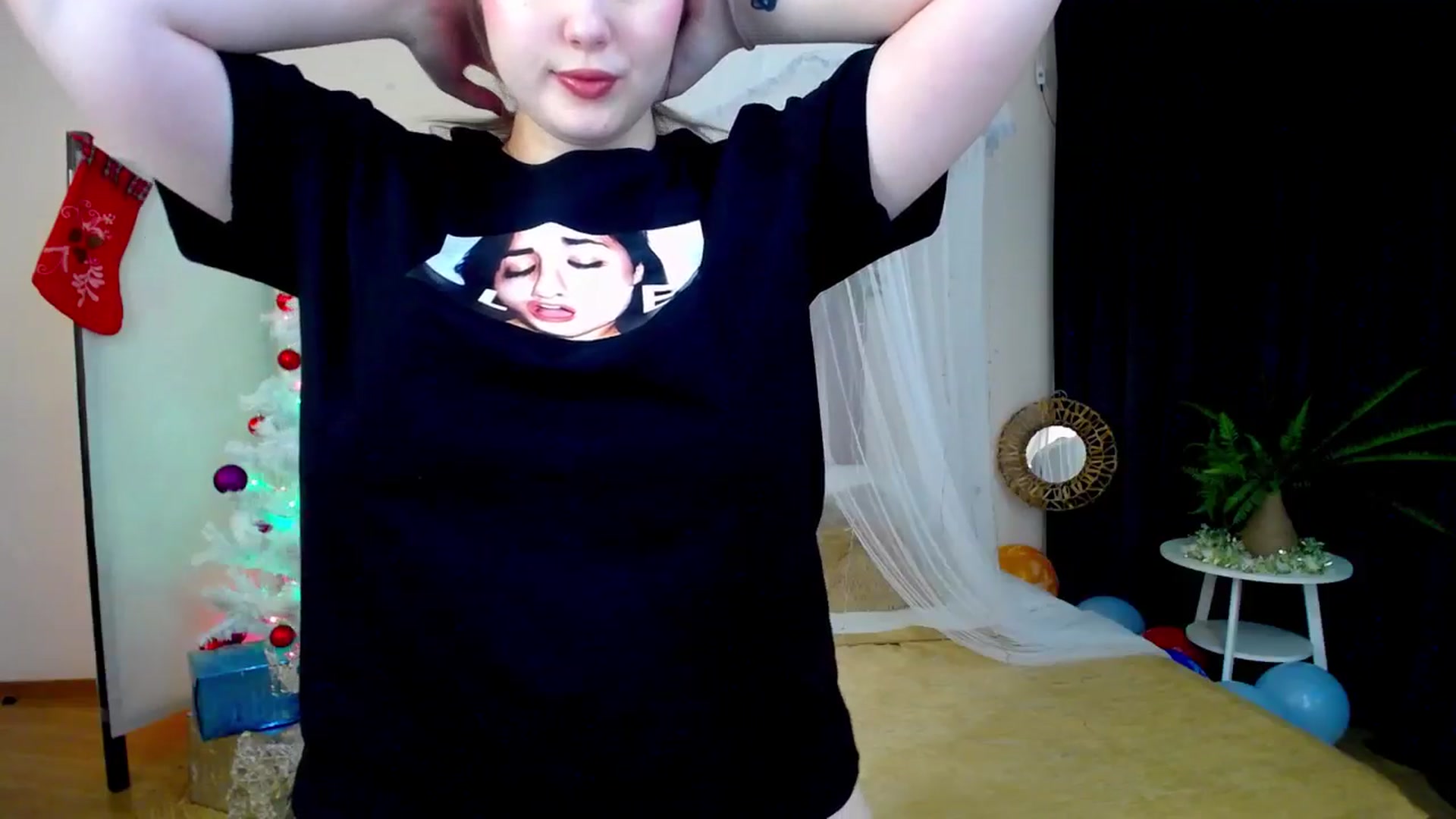 Gallery image thumbnail from AdmireMyEyes's myfreecams stream on, 12/21/2024, 19:46 image 2 of 20