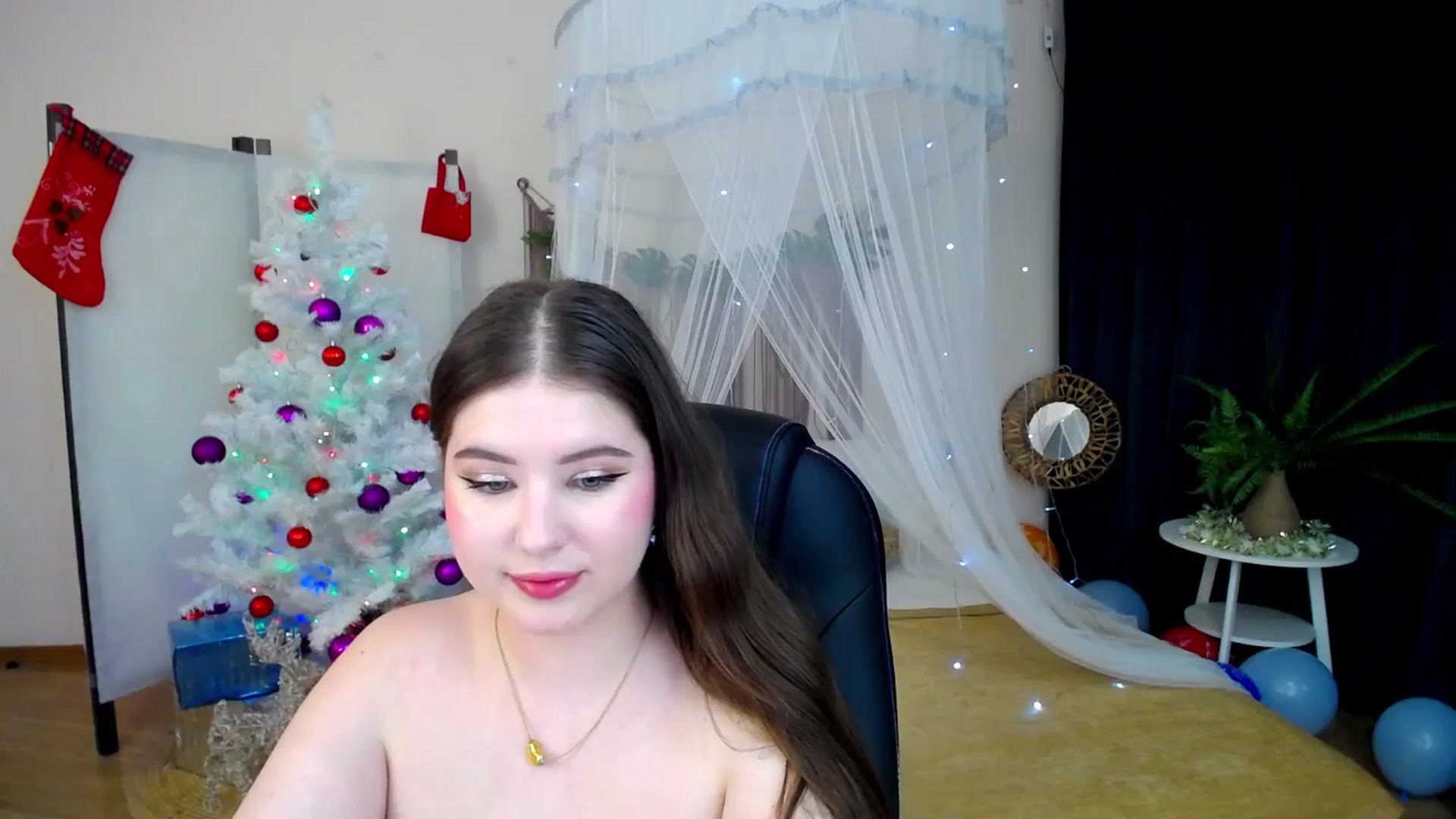 Gallery image thumbnail from AdmireMyEyes's myfreecams stream on, 12/23/2024, 05:48 image 19 of 20
