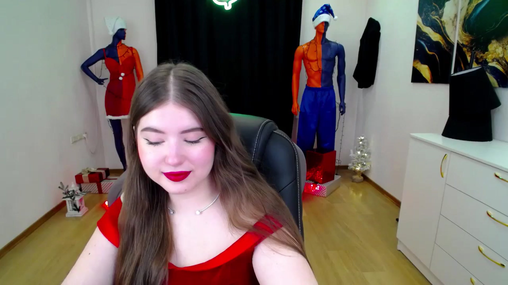 Gallery image thumbnail from AdmireMyEyes's myfreecams stream on, 12/24/2024, 04:55 image 5 of 20
