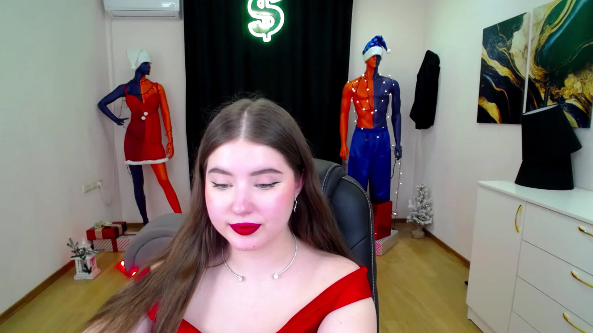 Gallery image thumbnail from AdmireMyEyes's myfreecams stream on, 12/24/2024, 06:53 image 8 of 20
