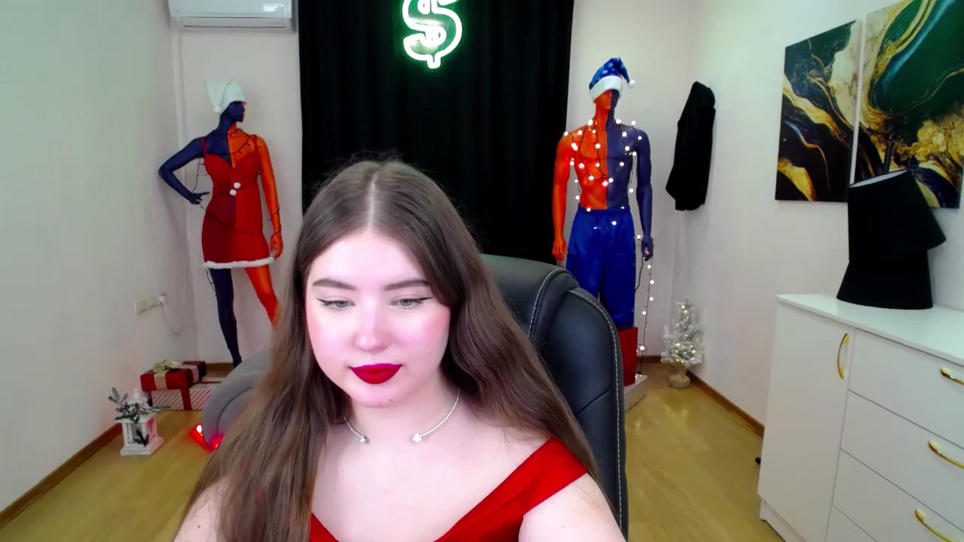 Gallery image thumbnail from AdmireMyEyes's myfreecams stream on, 12/24/2024, 06:53 image 11 of 20