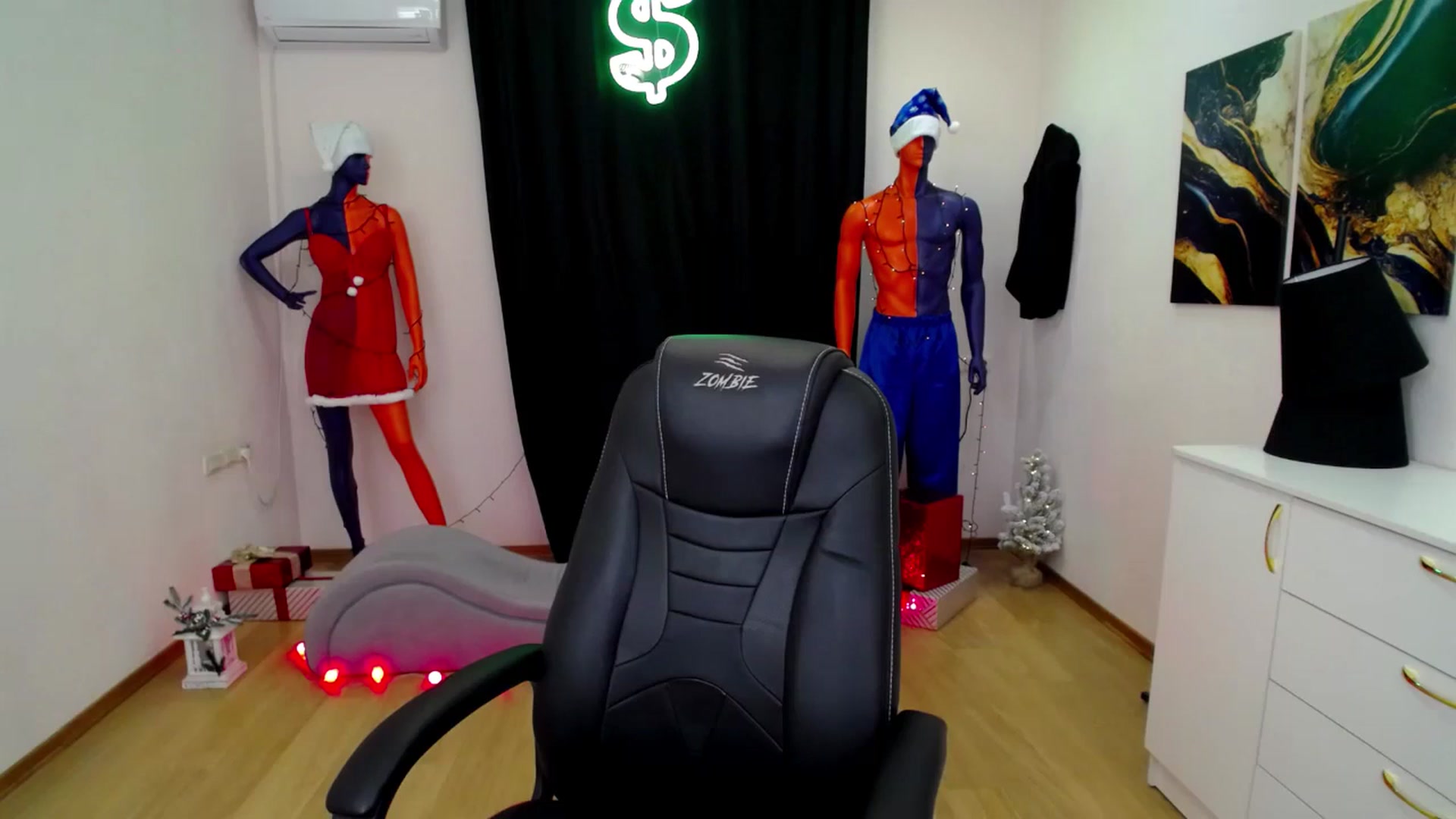 Gallery image thumbnail from AdmireMyEyes's myfreecams stream on, 12/24/2024, 06:53 image 19 of 20