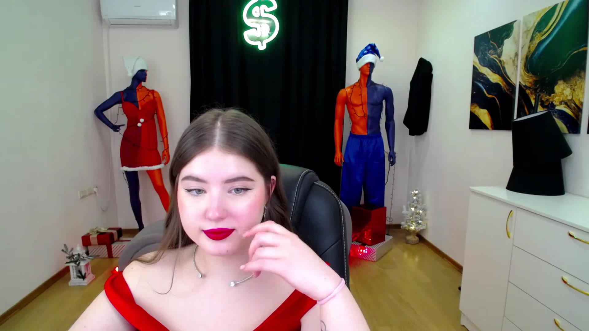 Gallery image thumbnail from AdmireMyEyes's myfreecams stream on, 12/24/2024, 07:46 image 20 of 20