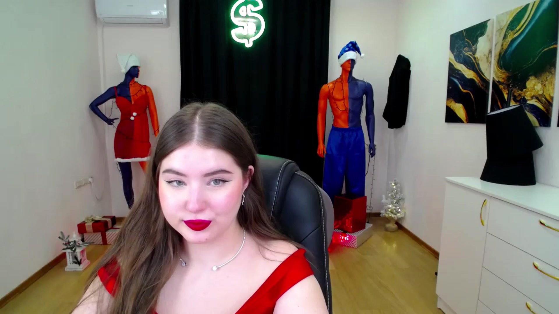Gallery image thumbnail from AdmireMyEyes's myfreecams stream on, 12/24/2024, 07:46 image 10 of 20