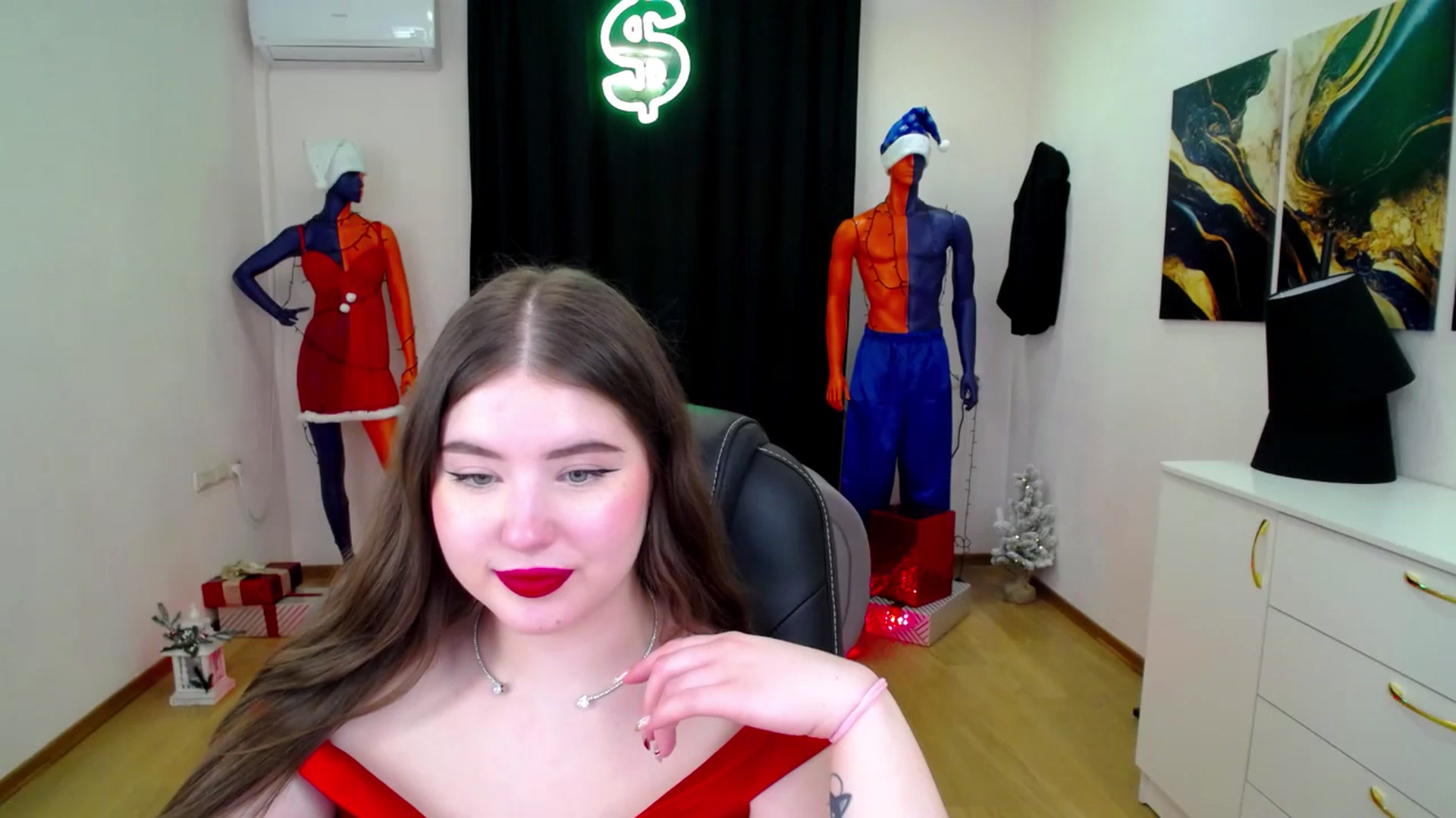 Gallery image thumbnail from AdmireMyEyes's myfreecams stream on, 12/24/2024, 07:46 image 7 of 20