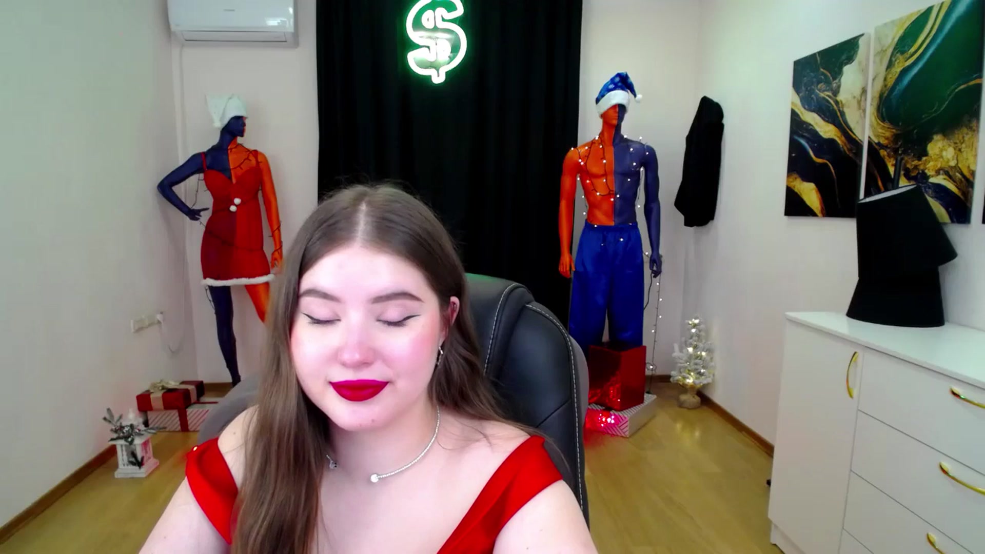 Gallery image thumbnail from AdmireMyEyes's myfreecams stream on, 12/24/2024, 07:46 image 16 of 20