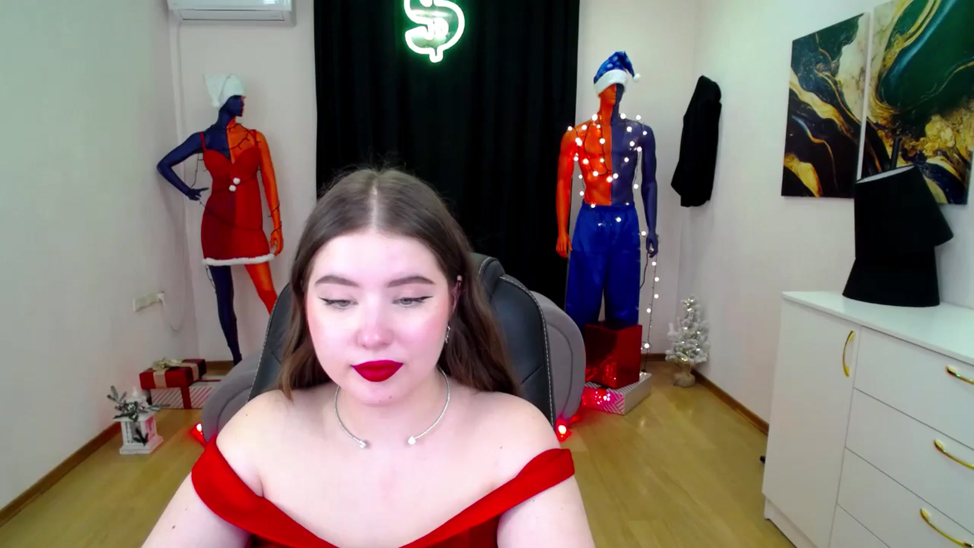Gallery image thumbnail from AdmireMyEyes's myfreecams stream on, 12/24/2024, 08:44 image 5 of 20