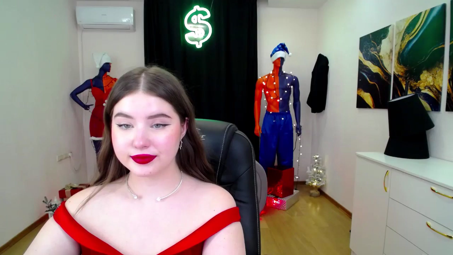 Gallery image thumbnail from AdmireMyEyes's myfreecams stream on, 12/24/2024, 09:48 image 9 of 20