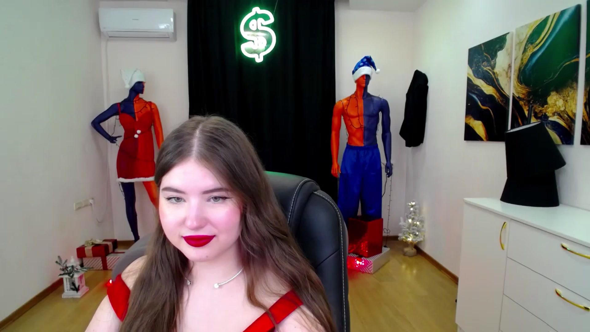 Gallery image thumbnail from AdmireMyEyes's myfreecams stream on, 12/24/2024, 09:48 image 12 of 20