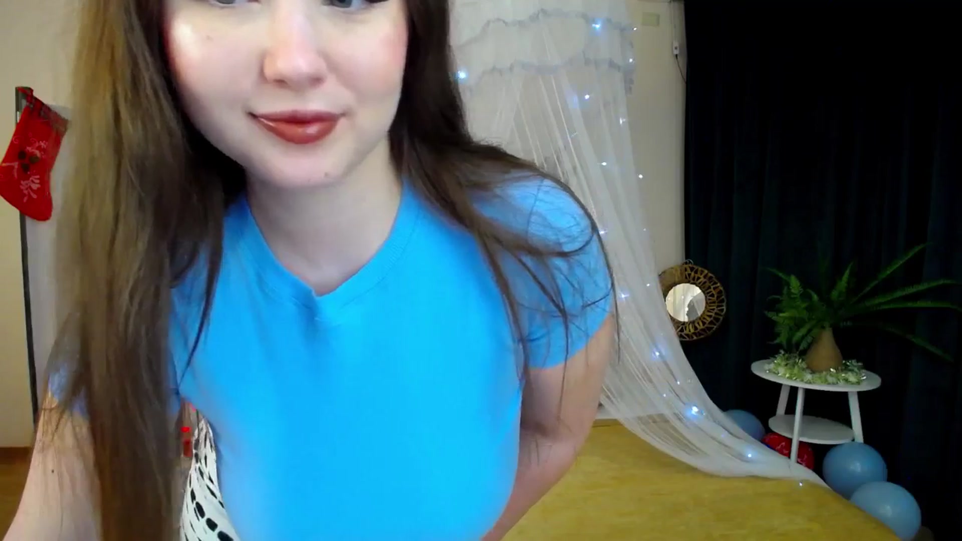 Gallery image thumbnail from AdmireMyEyes's myfreecams stream on, 12/26/2024, 19:14 image 18 of 20