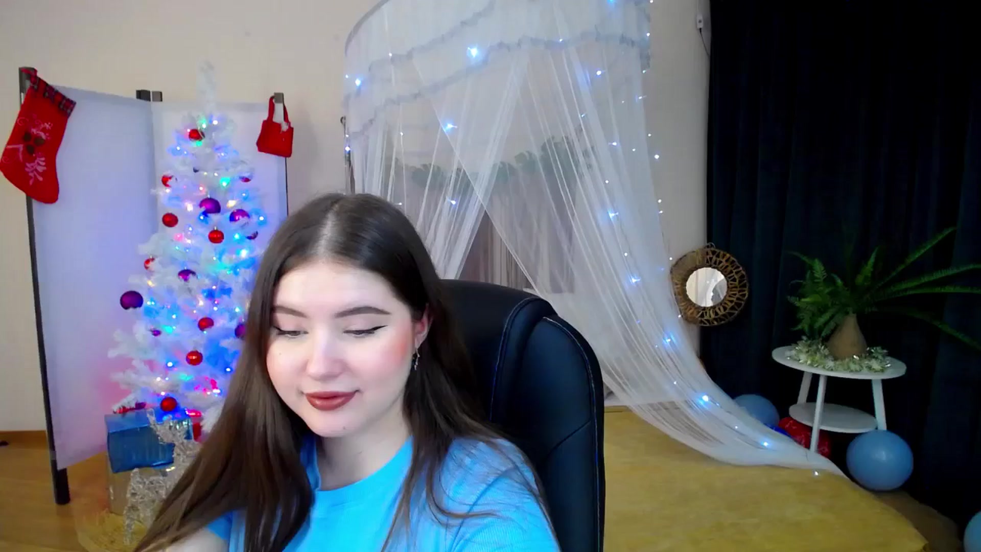 Gallery image thumbnail from AdmireMyEyes's myfreecams stream on, 12/26/2024, 20:56 image 20 of 20