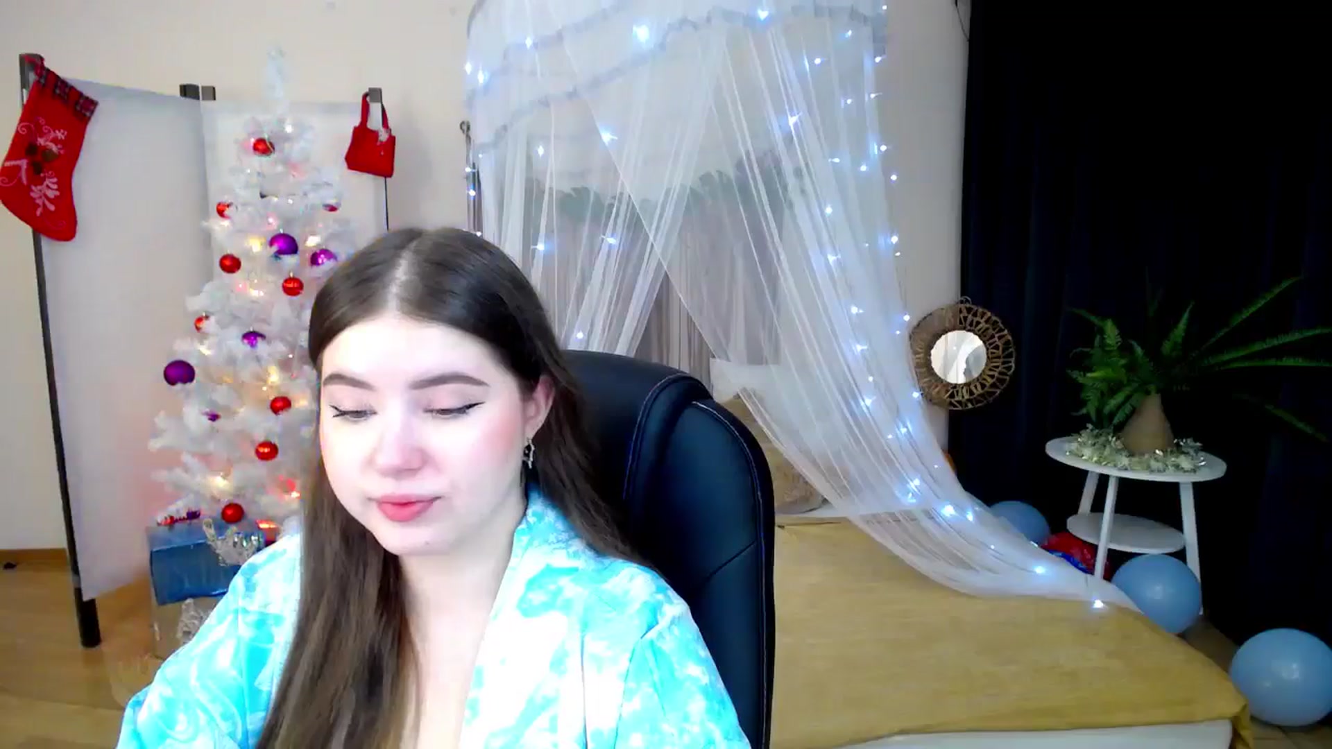 Gallery image thumbnail from AdmireMyEyes's myfreecams stream on, 12/27/2024, 18:36 image 3 of 20