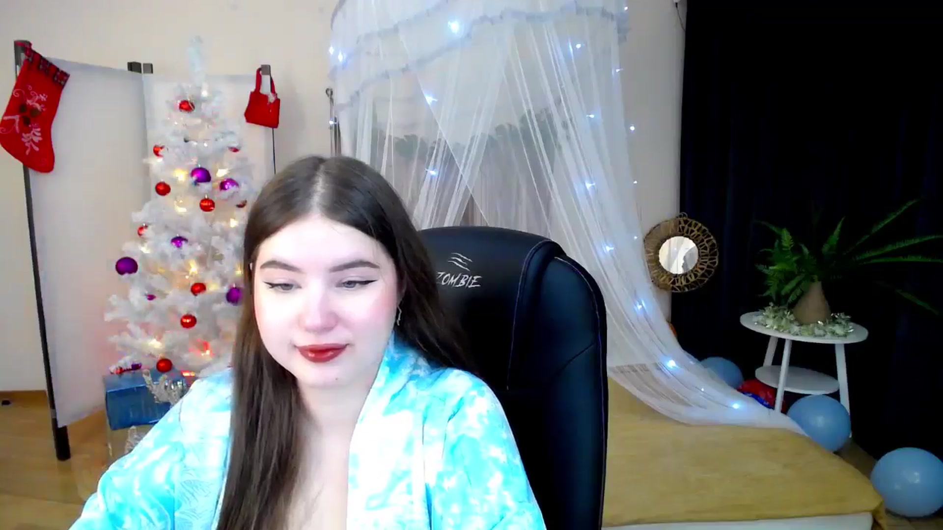 Gallery image thumbnail from AdmireMyEyes's myfreecams stream on, 12/27/2024, 19:25 image 17 of 20