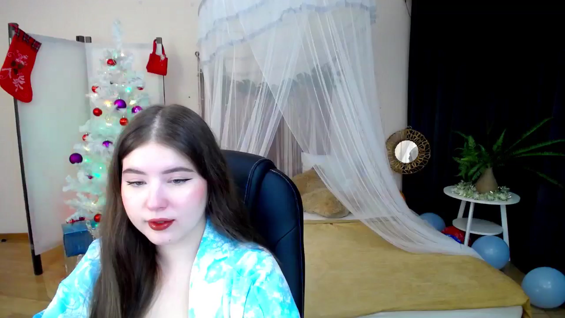 Gallery image thumbnail from AdmireMyEyes's myfreecams stream on, 12/27/2024, 19:25 image 4 of 20