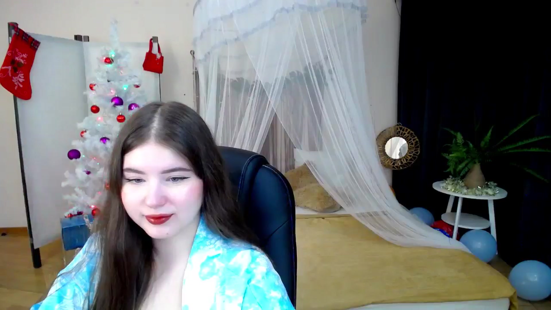 Gallery image thumbnail from AdmireMyEyes's myfreecams stream on, 12/27/2024, 19:25 image 6 of 20