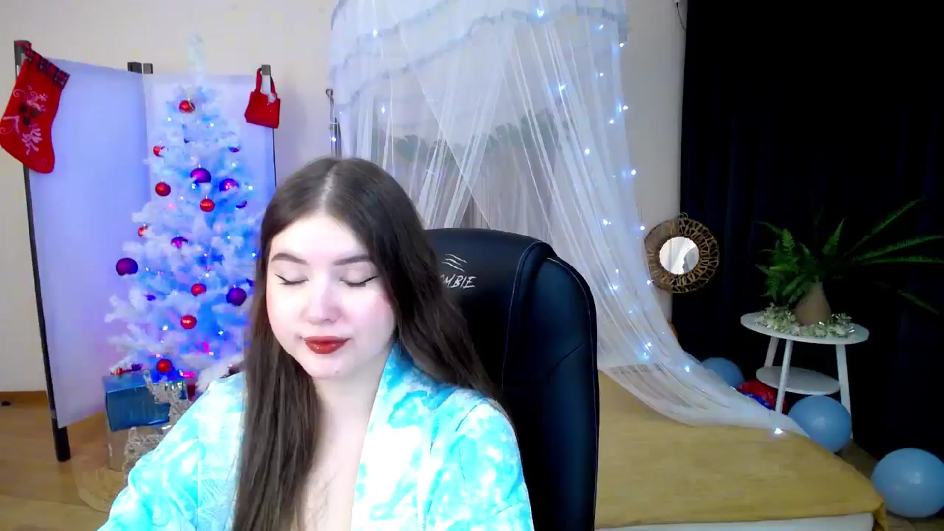 Gallery image thumbnail from AdmireMyEyes's myfreecams stream on, 12/27/2024, 19:25 image 19 of 20