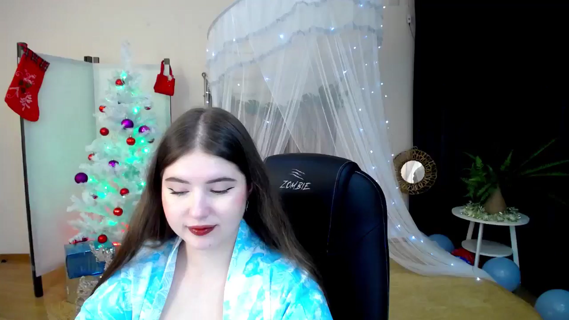 Gallery image thumbnail from AdmireMyEyes's myfreecams stream on, 12/27/2024, 21:46 image 10 of 20