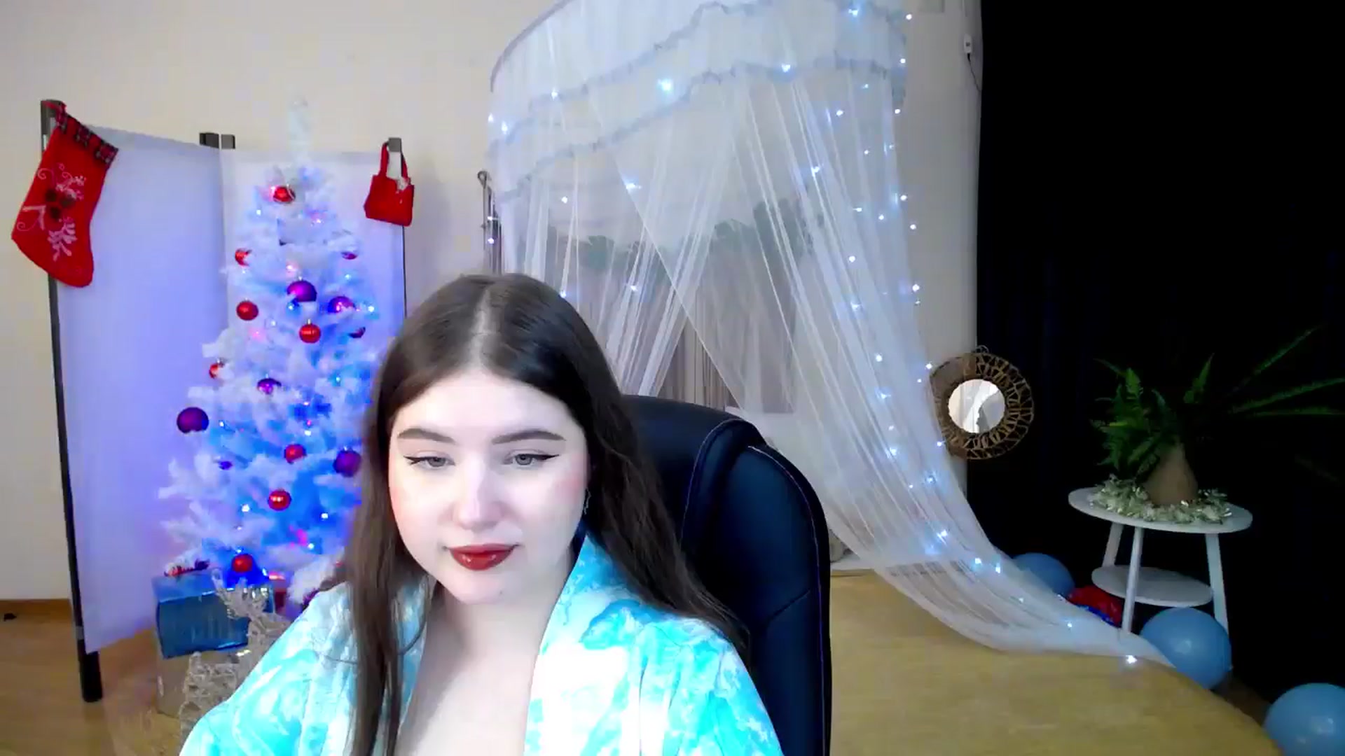 Gallery image thumbnail from AdmireMyEyes's myfreecams stream on, 12/27/2024, 21:46 image 11 of 20