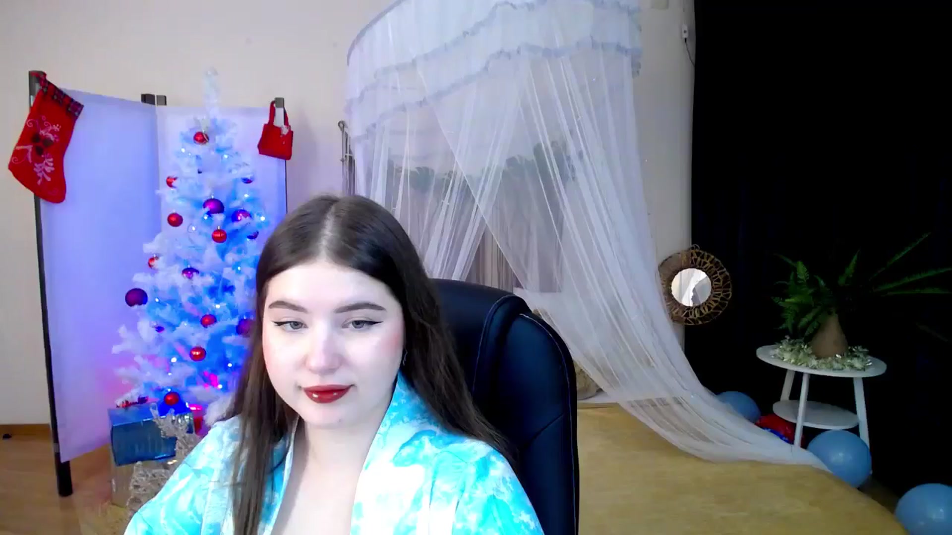 Gallery image thumbnail from AdmireMyEyes's myfreecams stream on, 12/27/2024, 21:46 image 12 of 20