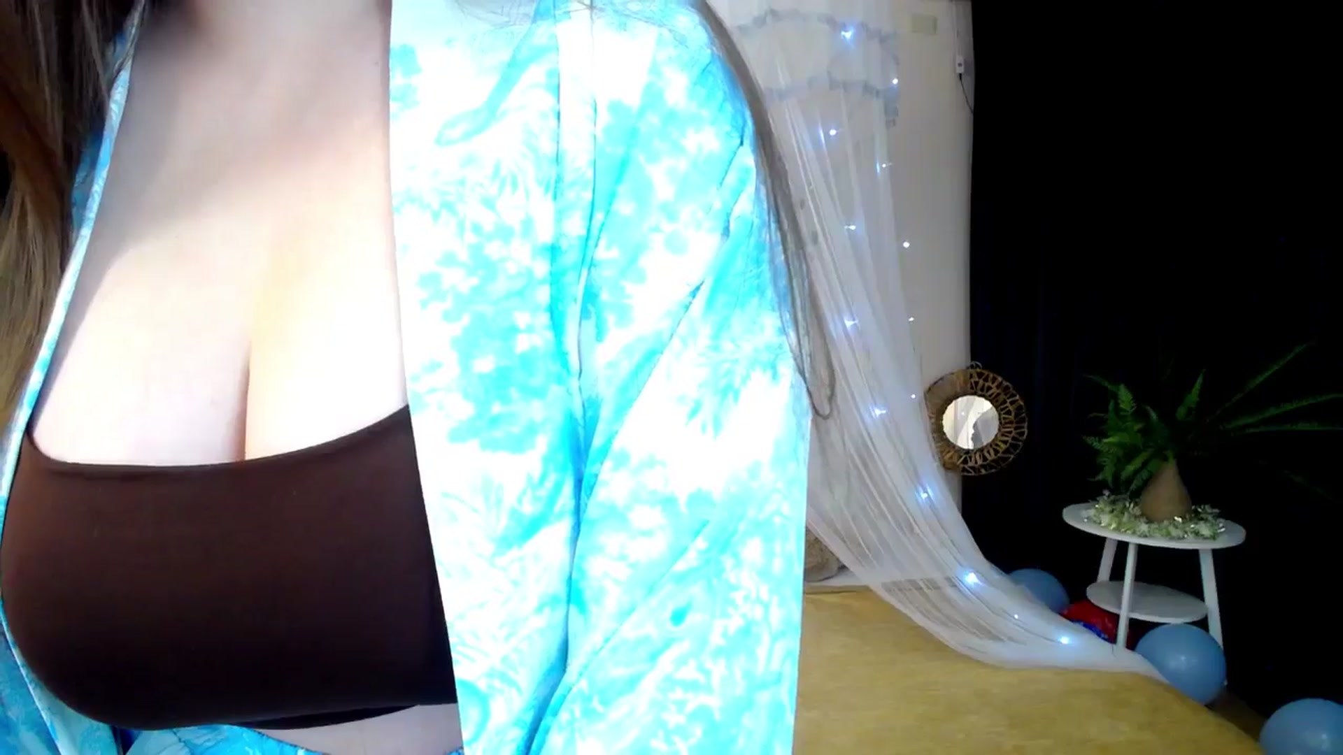 Gallery image thumbnail from AdmireMyEyes's myfreecams stream on, 12/27/2024, 22:29 image 13 of 20