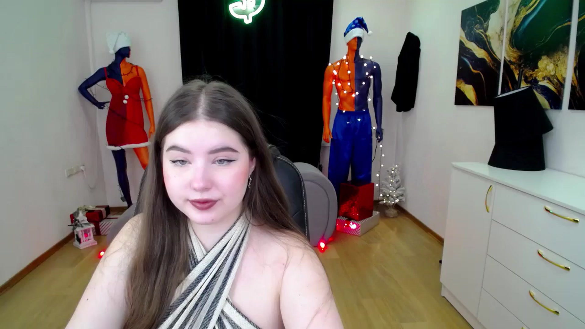 Gallery image thumbnail from AdmireMyEyes's myfreecams stream on, 12/28/2024, 19:47 image 1 of 20