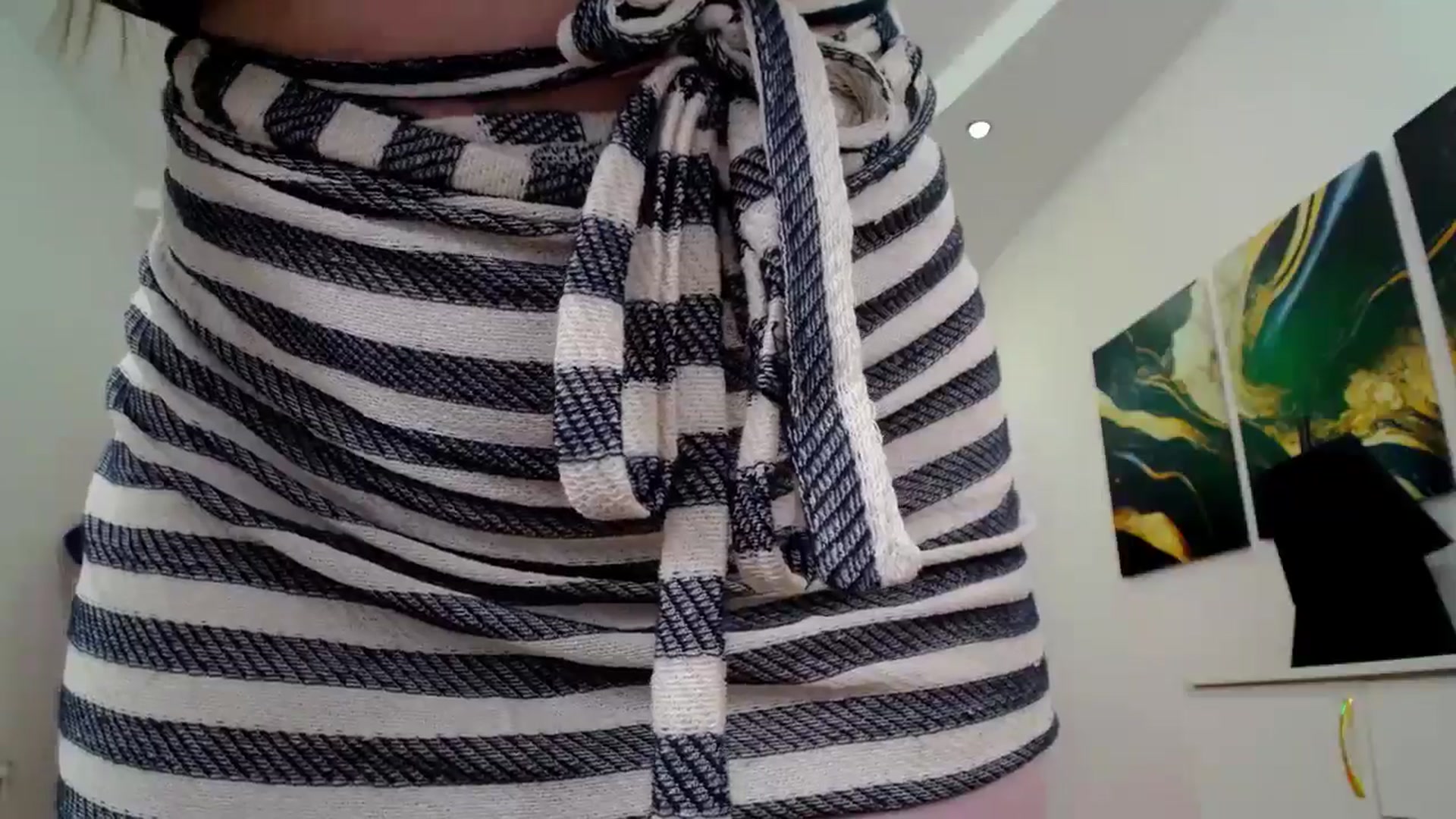Gallery image thumbnail from AdmireMyEyes's myfreecams stream on, 12/28/2024, 19:47 image 13 of 20