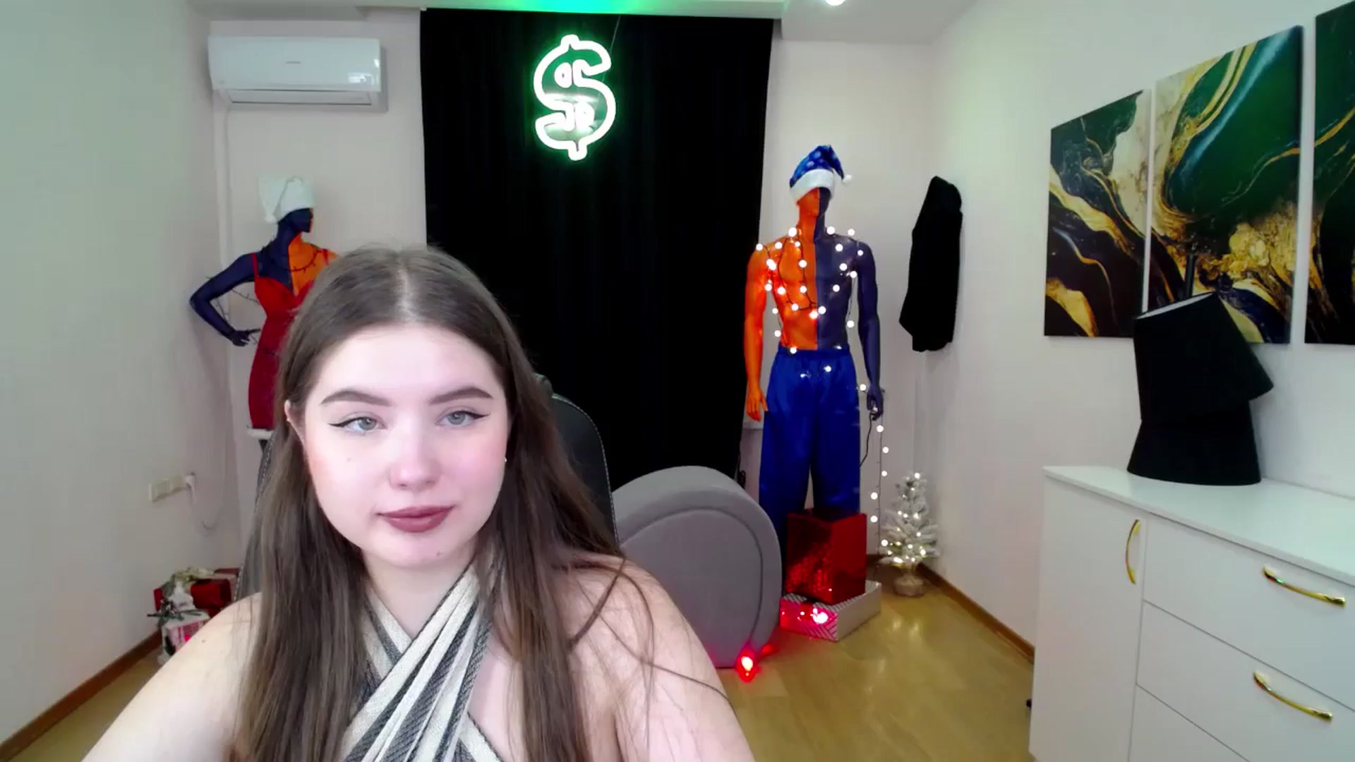 Gallery image thumbnail from AdmireMyEyes's myfreecams stream on, 12/28/2024, 21:10 image 20 of 20