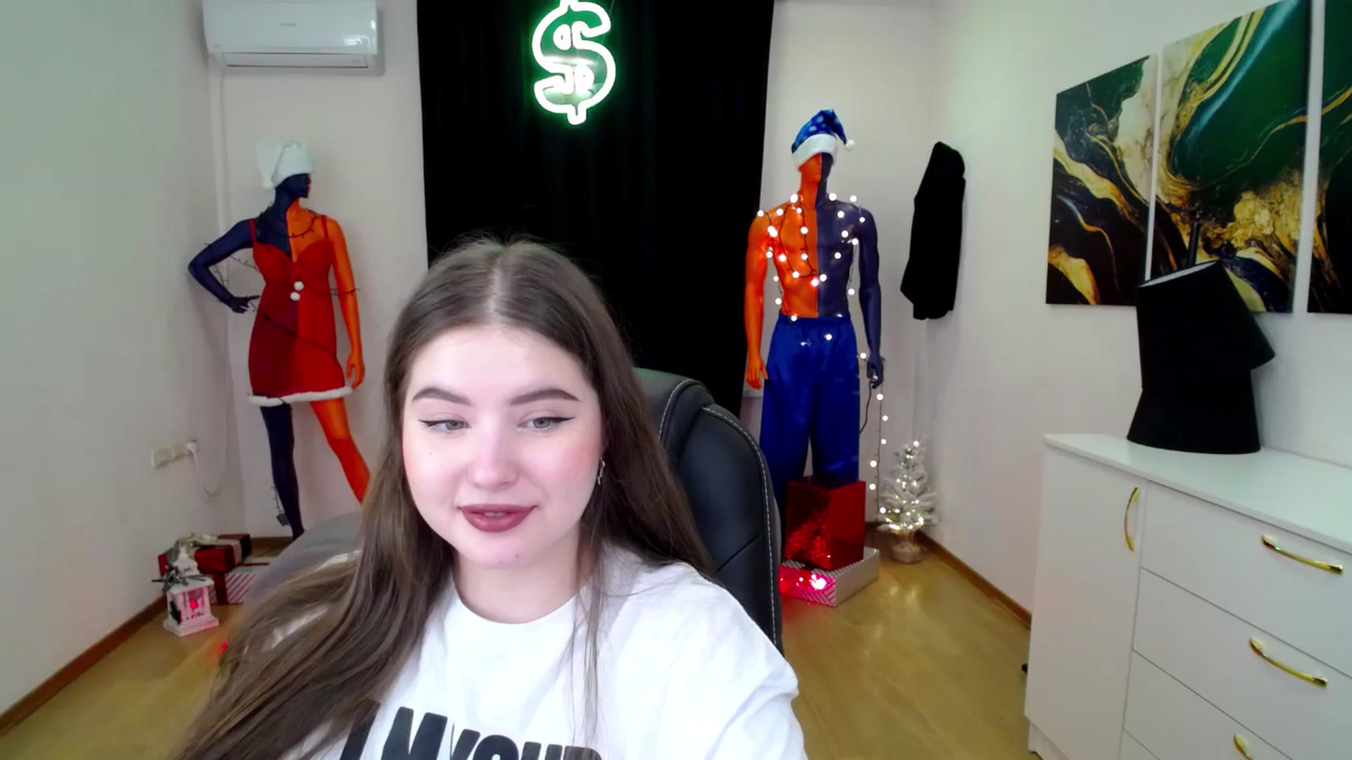 Gallery image thumbnail from AdmireMyEyes's myfreecams stream on, 12/28/2024, 23:04 image 4 of 20