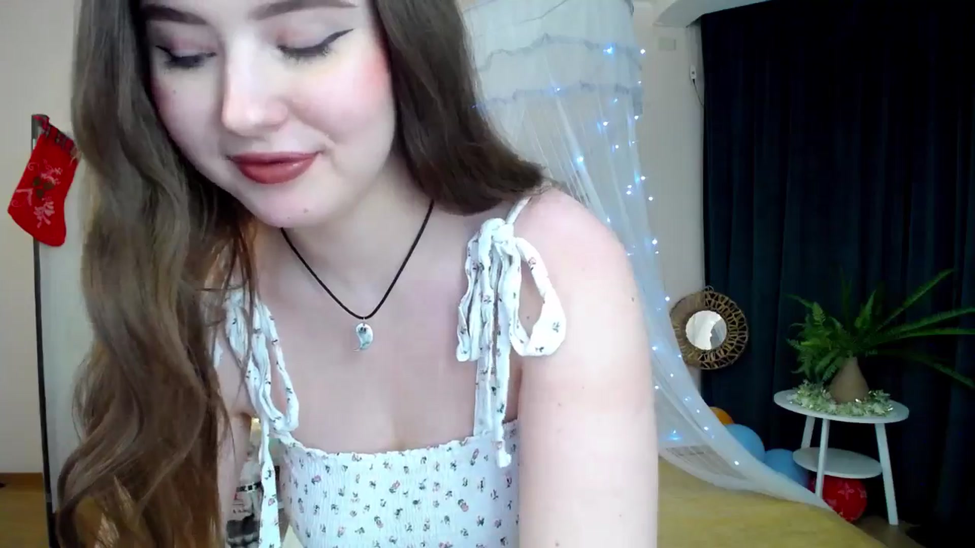 Gallery image thumbnail from AdmireMyEyes's myfreecams stream on, 01/15/2025, 07:17 image 14 of 20