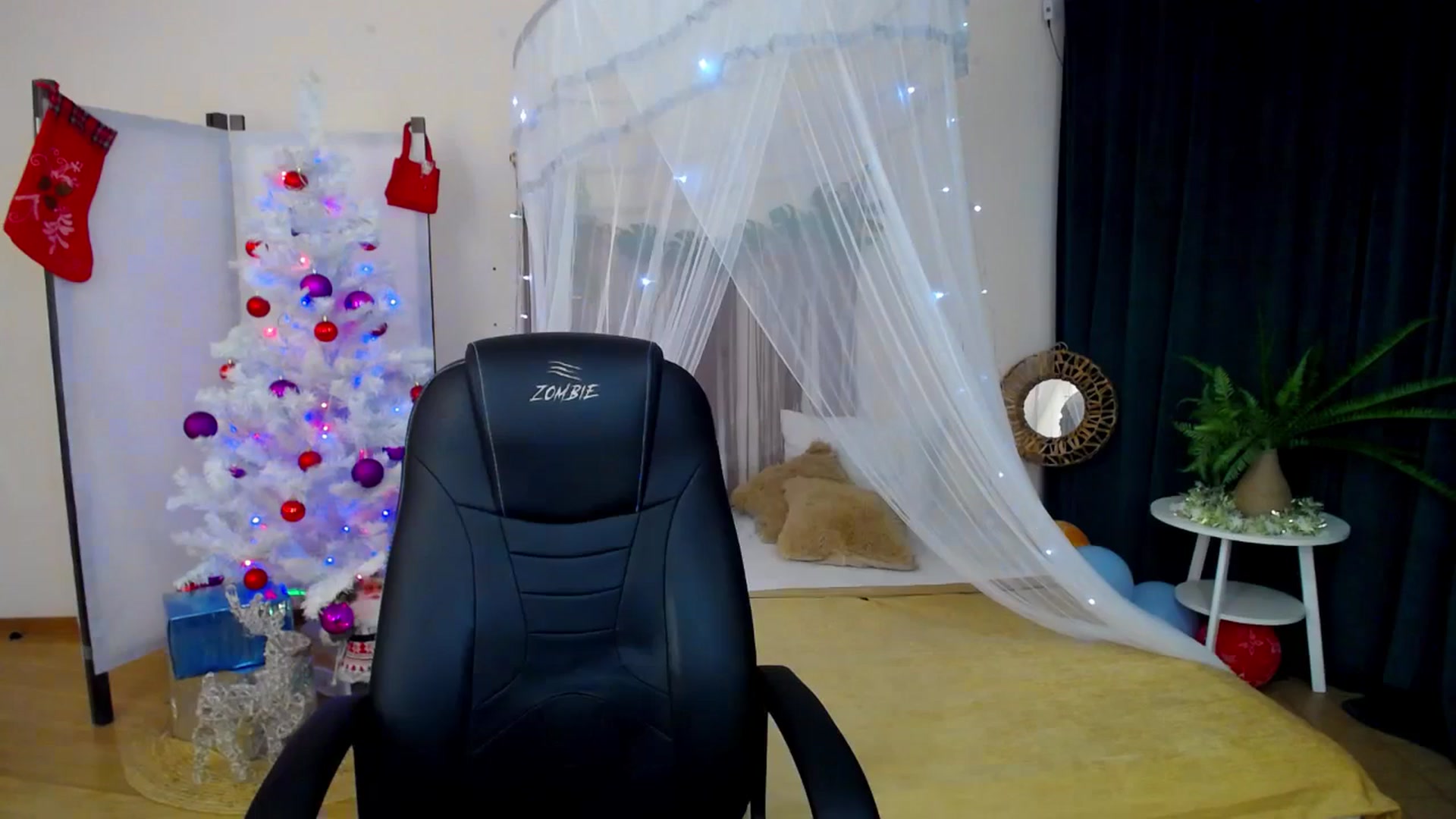 Gallery image thumbnail from AdmireMyEyes's myfreecams stream on, 01/15/2025, 07:17 image 13 of 20