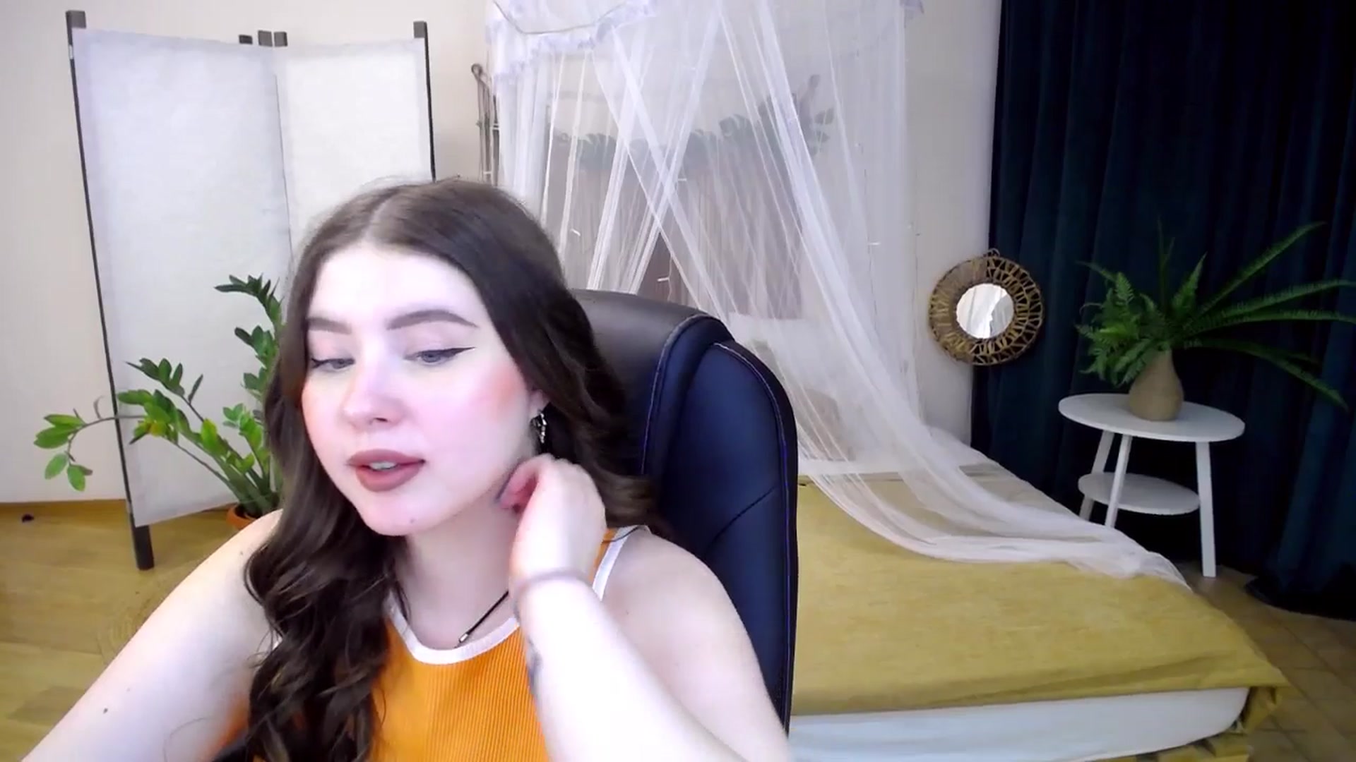 Gallery image thumbnail from AdmireMyEyes's myfreecams stream on, 01/17/2025, 06:42 image 8 of 20