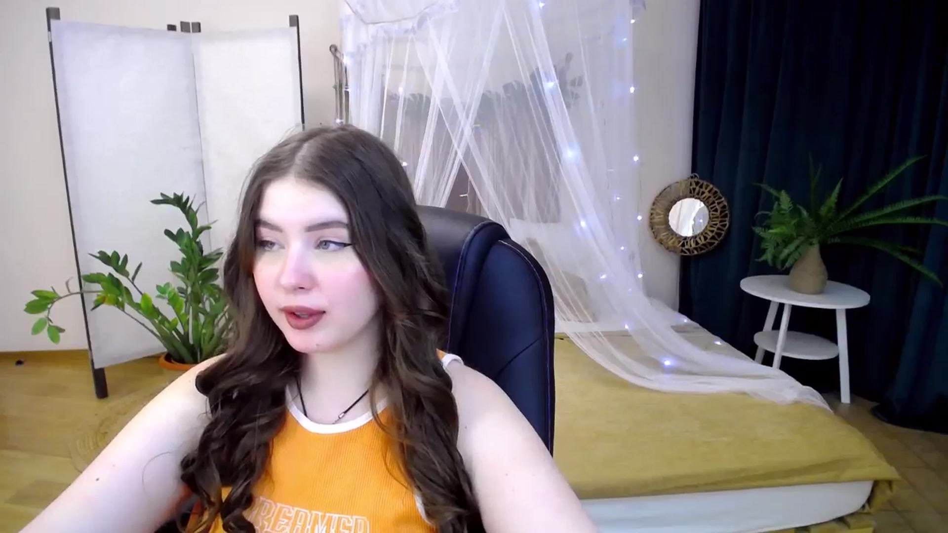 Gallery image thumbnail from AdmireMyEyes's myfreecams stream on, 01/17/2025, 06:42 image 12 of 20