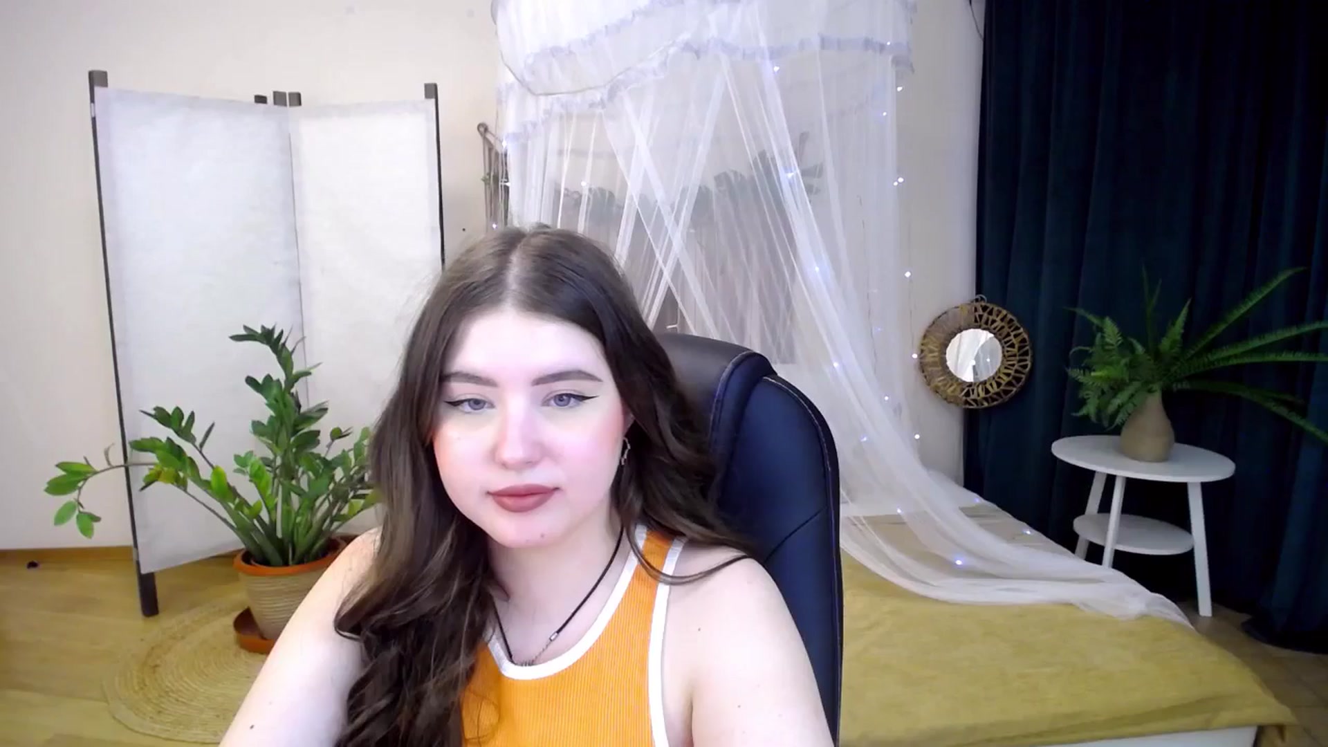 Gallery image thumbnail from AdmireMyEyes's myfreecams stream on, 01/17/2025, 08:45 image 11 of 20