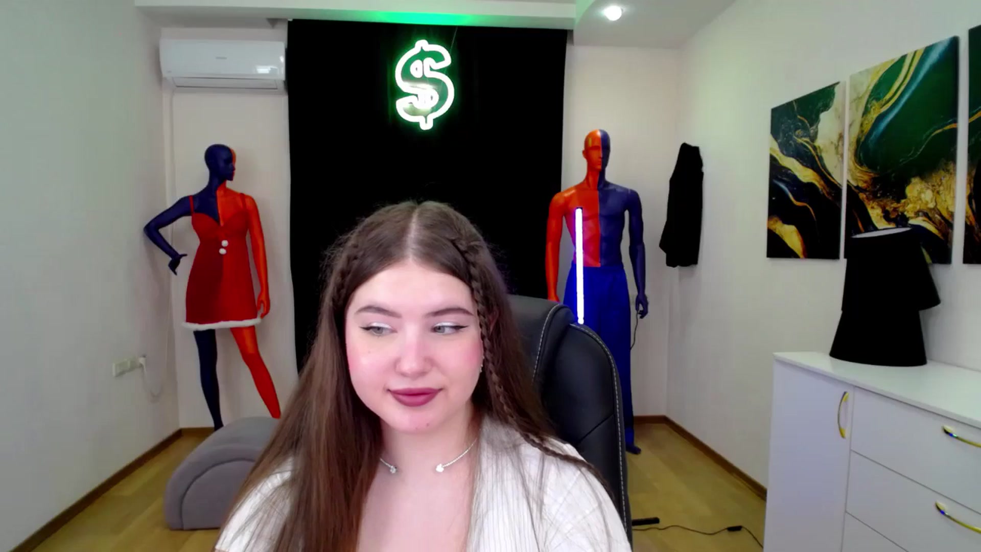 Gallery image thumbnail from AdmireMyEyes's myfreecams stream on, 01/18/2025, 19:44 image 19 of 20