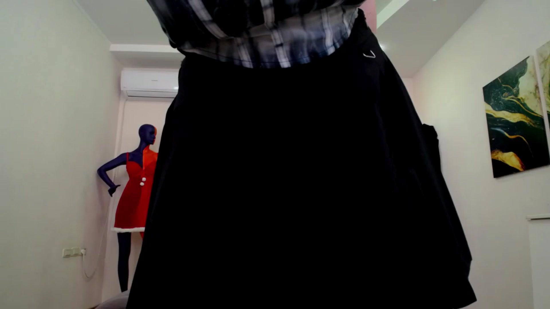 Gallery image thumbnail from AdmireMyEyes's myfreecams stream on, 01/20/2025, 19:21 image 16 of 20