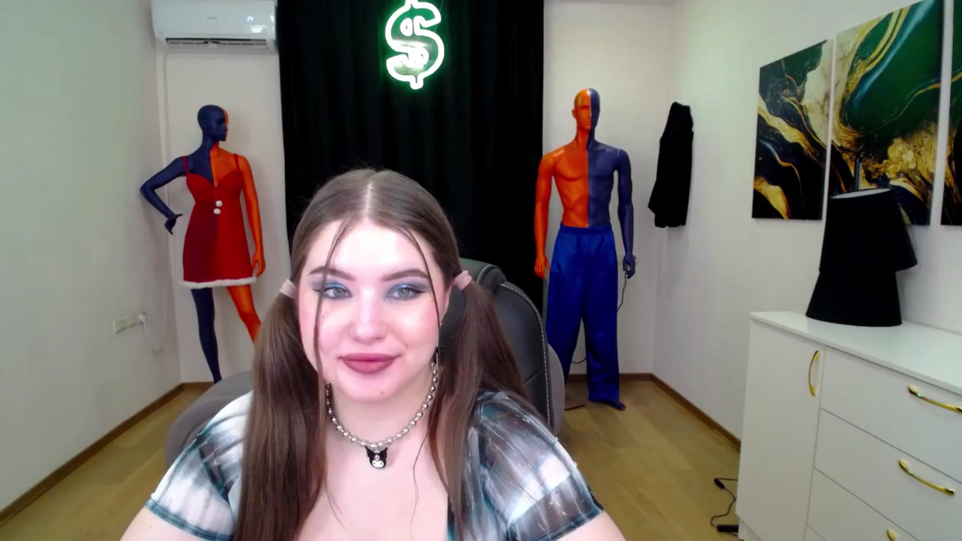 Gallery image thumbnail from AdmireMyEyes's myfreecams stream on, 01/20/2025, 20:42 image 18 of 20