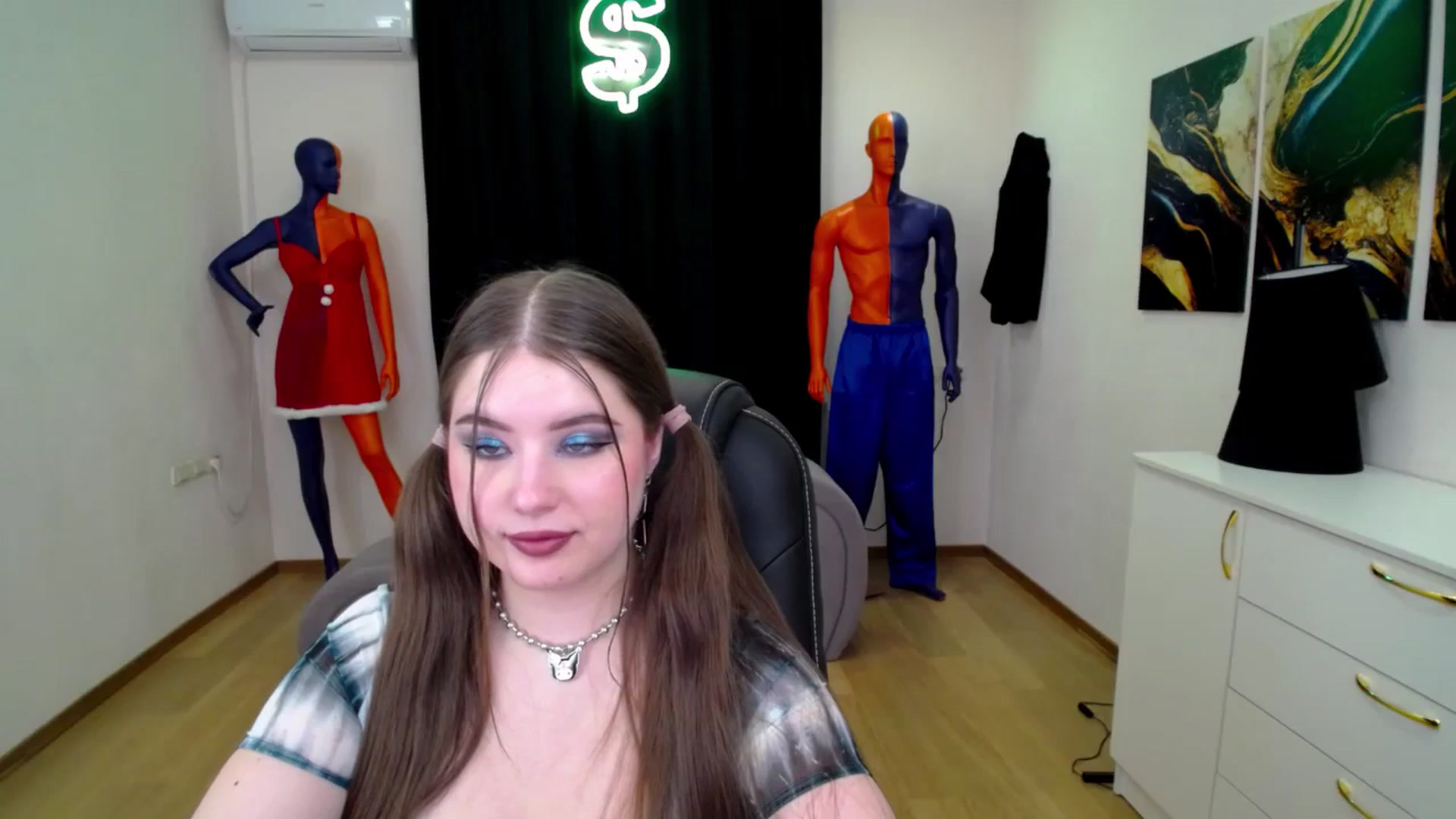 Gallery image thumbnail from AdmireMyEyes's myfreecams stream on, 01/20/2025, 23:48 image 3 of 20