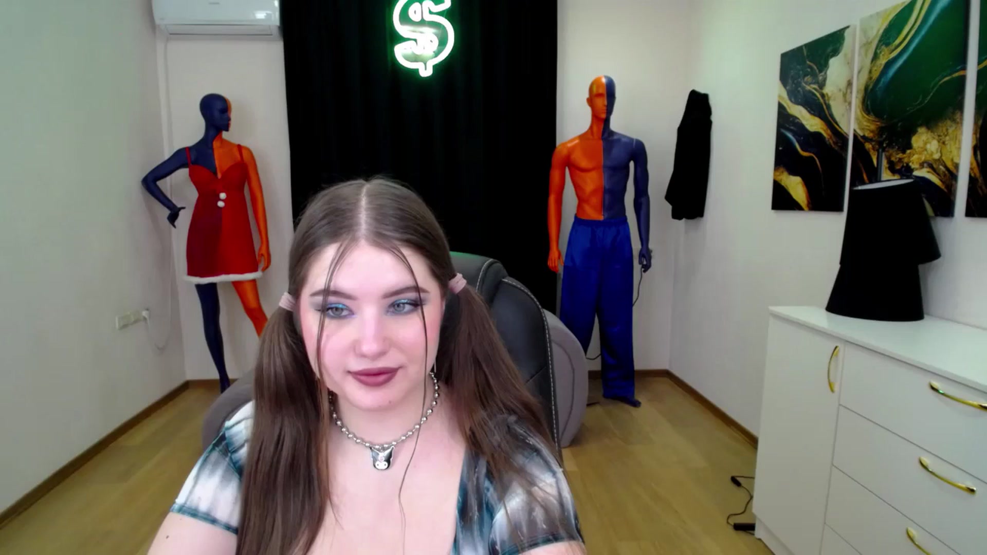 Gallery image thumbnail from AdmireMyEyes's myfreecams stream on, 01/20/2025, 23:48 image 1 of 20