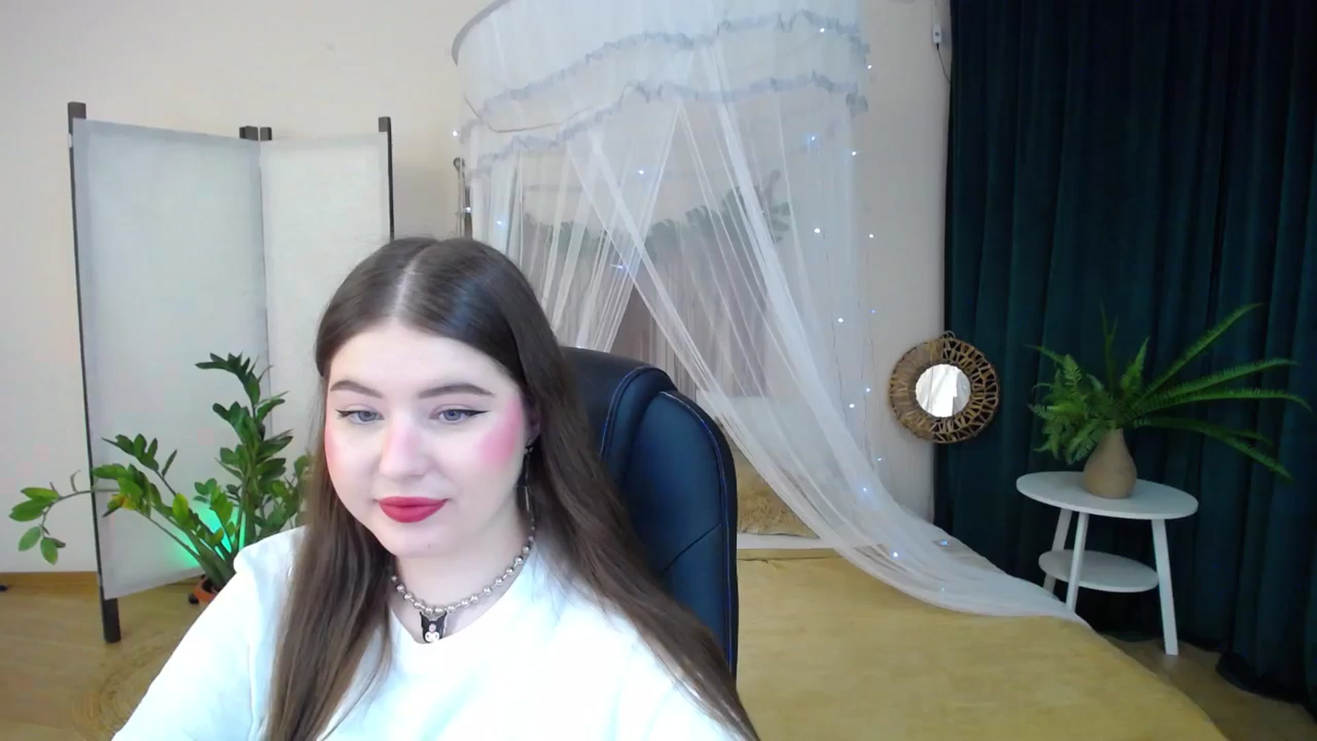 Gallery image thumbnail from AdmireMyEyes's myfreecams stream on, 01/21/2025, 19:00 image 8 of 20