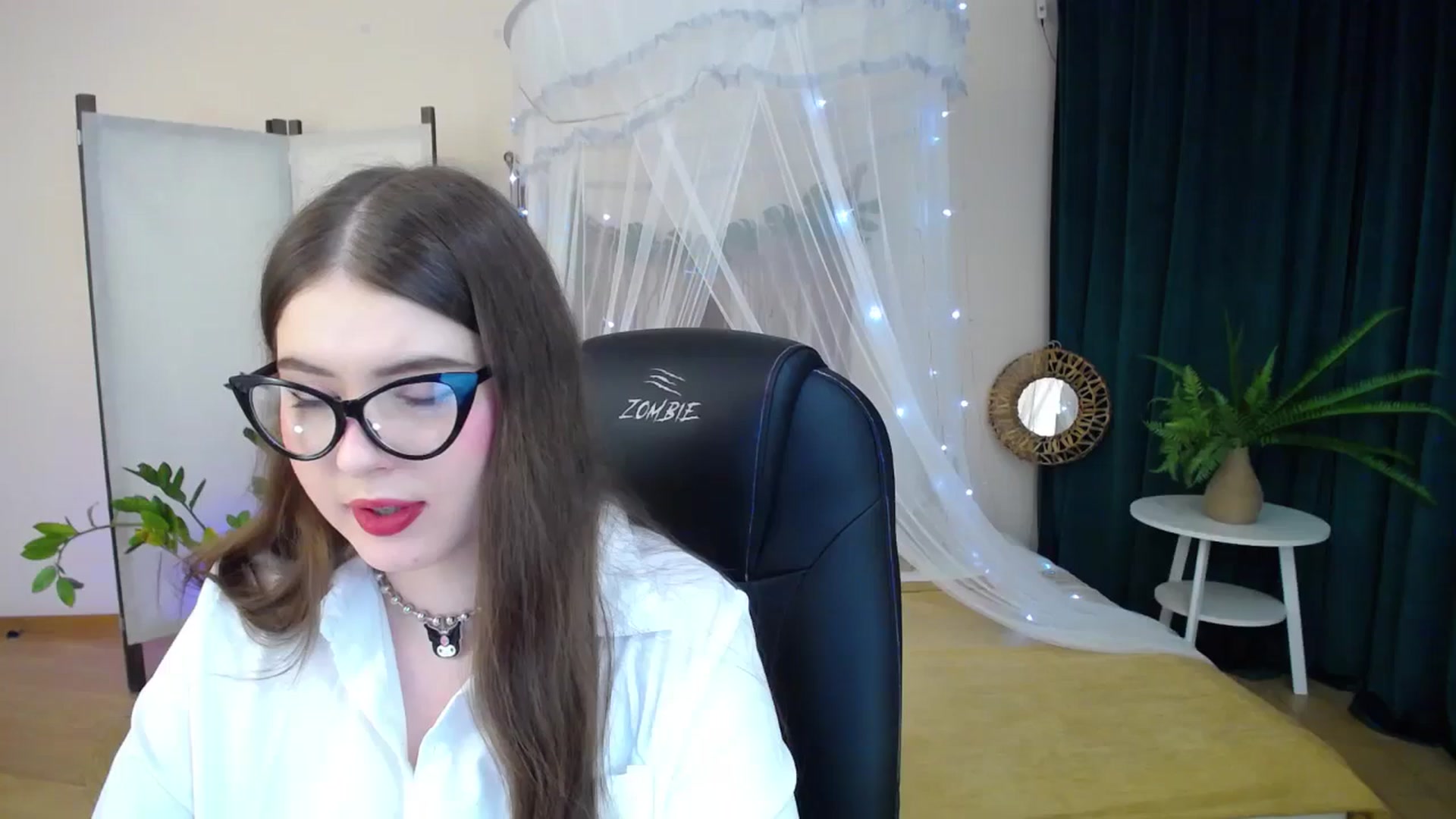 Gallery image thumbnail from AdmireMyEyes's myfreecams stream on, 01/21/2025, 19:46 image 17 of 20