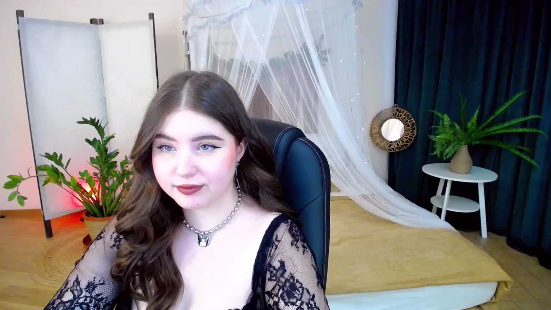 Gallery image thumbnail from AdmireMyEyes's myfreecams stream on, 01/24/2025, 07:35 image 8 of 20
