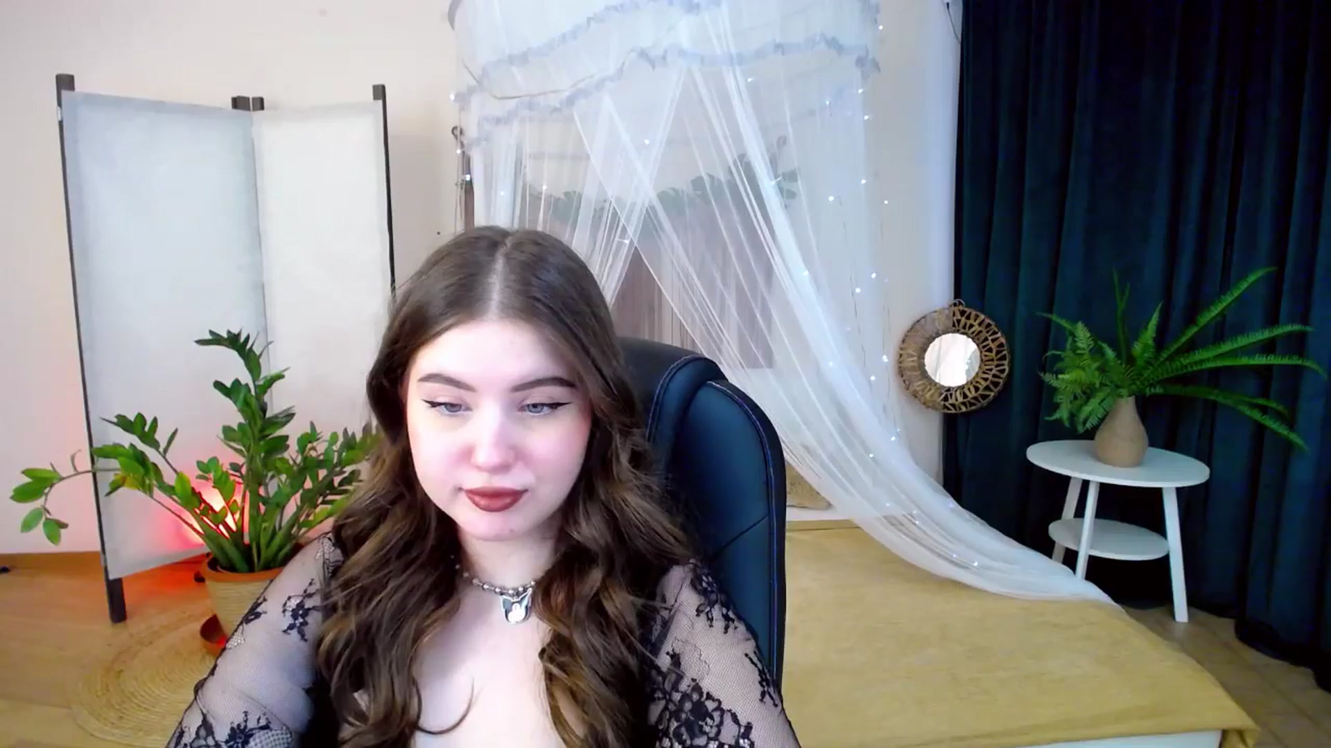 Gallery image thumbnail from AdmireMyEyes's myfreecams stream on, 01/24/2025, 09:26 image 7 of 20