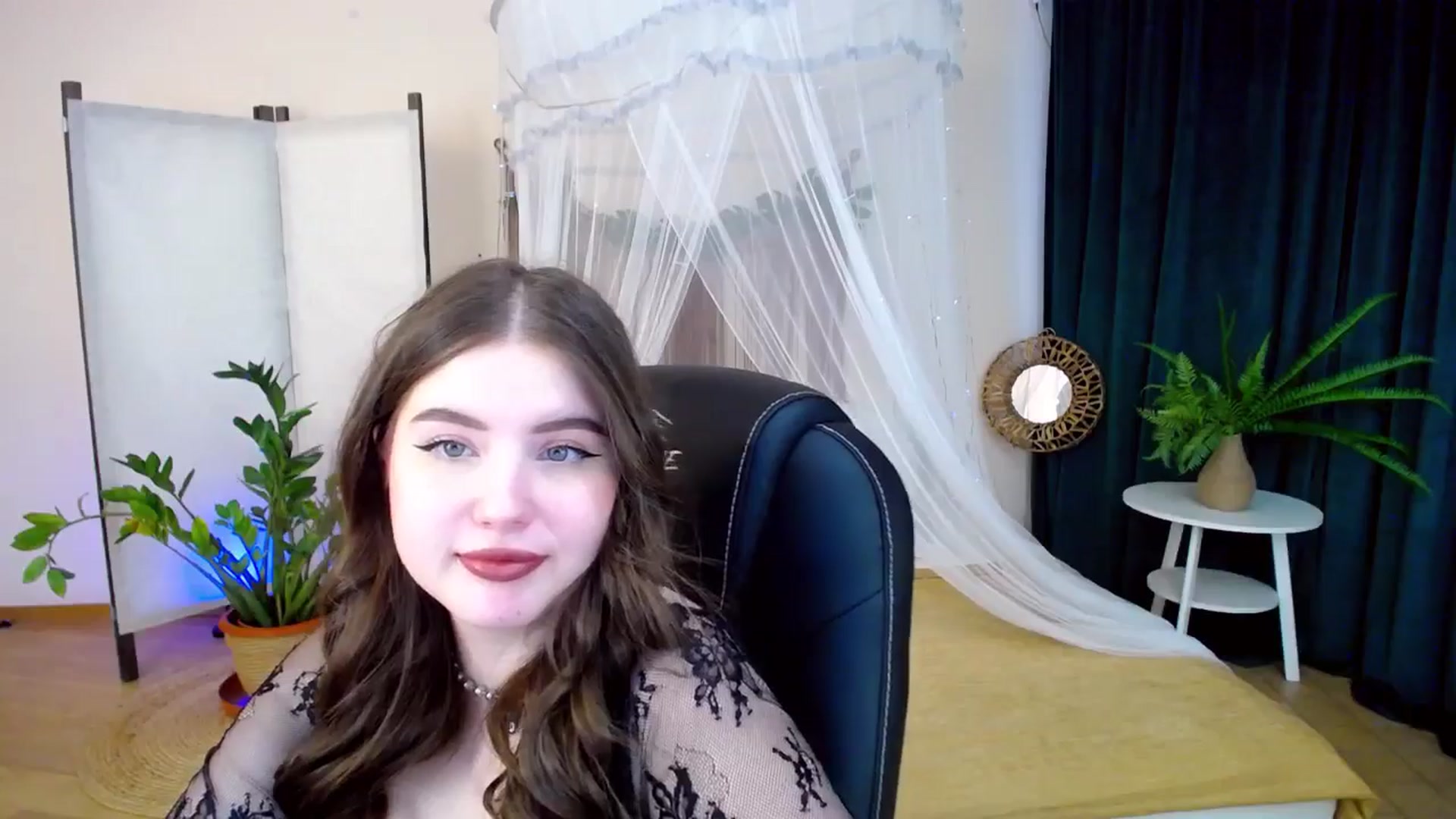 Gallery image thumbnail from AdmireMyEyes's myfreecams stream on, 01/24/2025, 09:26 image 9 of 20