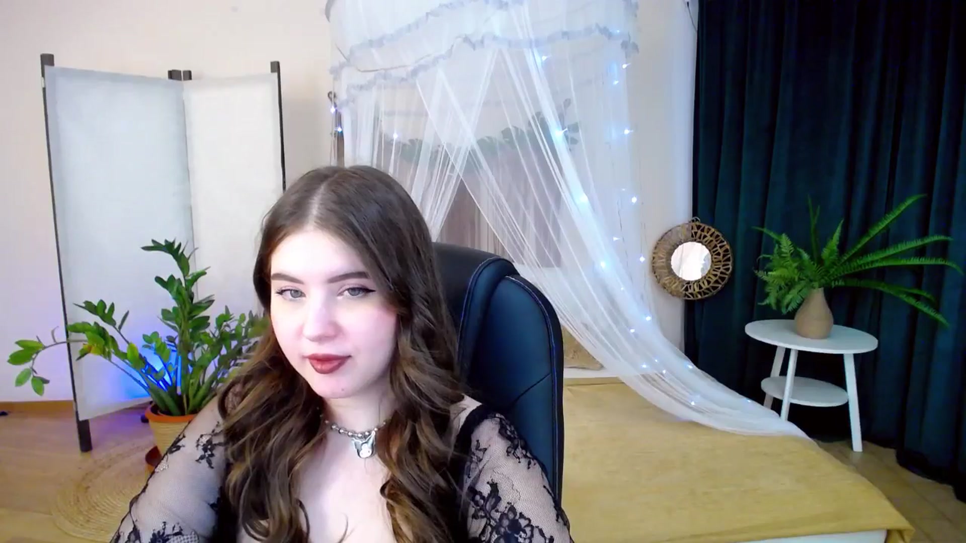 Gallery image thumbnail from AdmireMyEyes's myfreecams stream on, 01/24/2025, 09:26 image 6 of 20