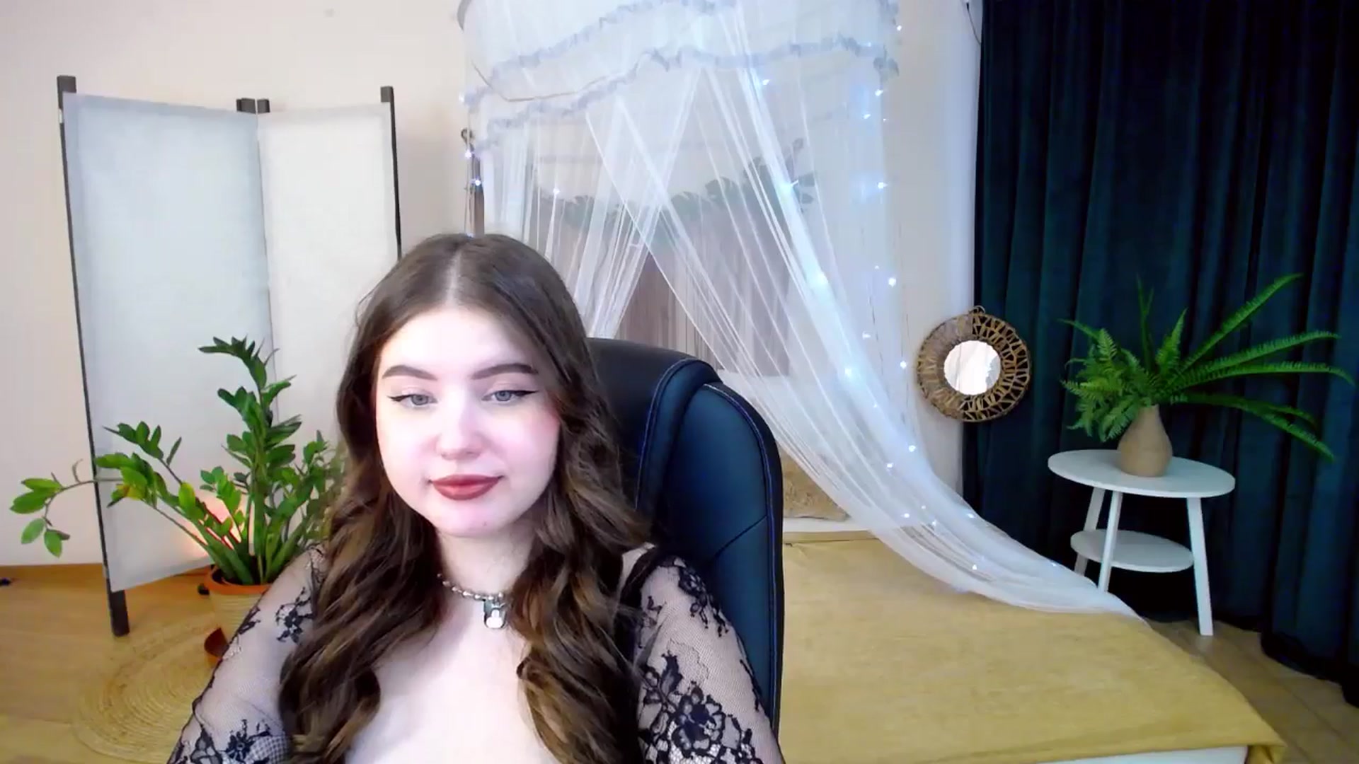Gallery image thumbnail from AdmireMyEyes's myfreecams stream on, 01/24/2025, 09:26 image 8 of 20