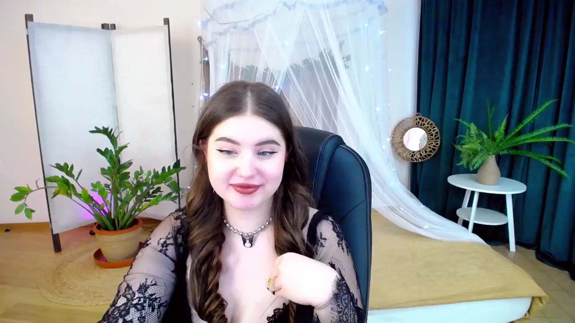 Gallery image thumbnail from AdmireMyEyes's myfreecams stream on, 01/24/2025, 09:47 image 9 of 20