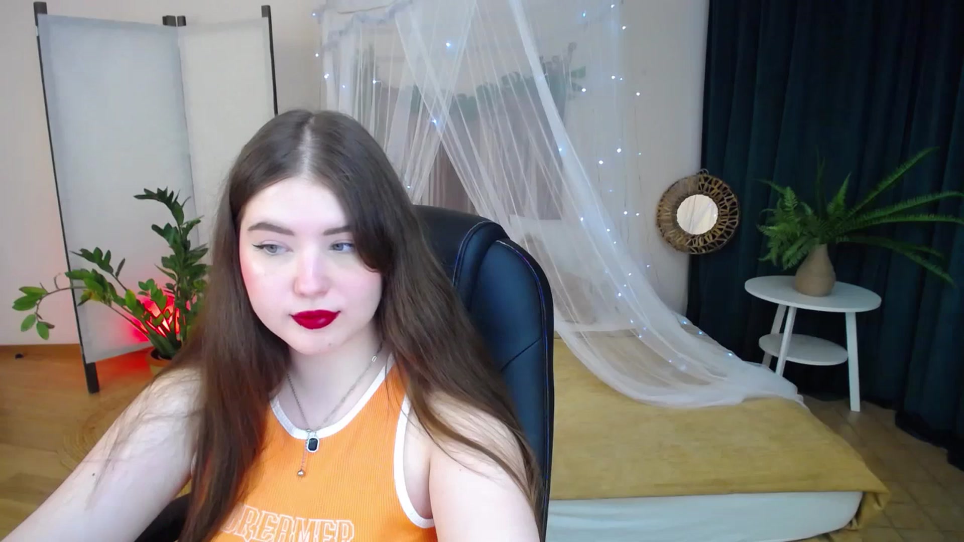 Gallery image thumbnail from AdmireMyEyes's myfreecams stream on, 01/26/2025, 10:46 image 13 of 20