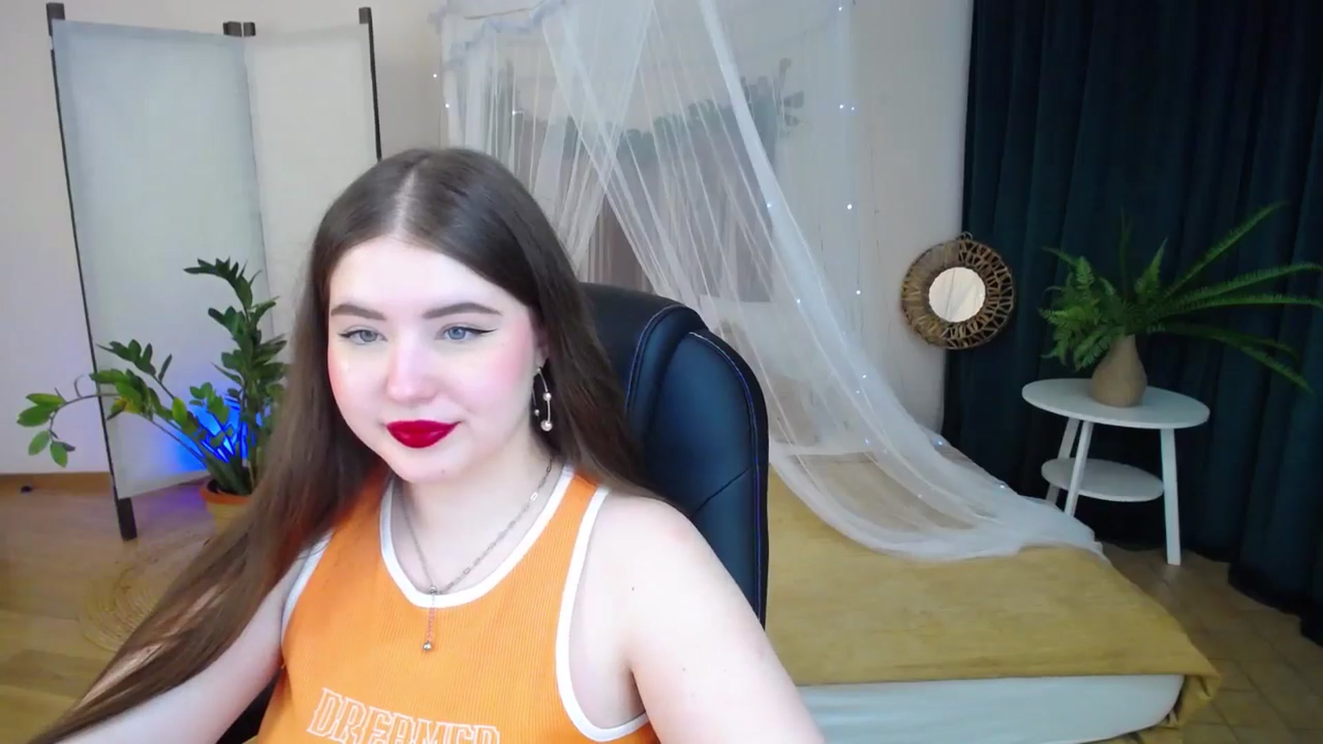 Gallery image thumbnail from AdmireMyEyes's myfreecams stream on, 01/26/2025, 10:46 image 9 of 20