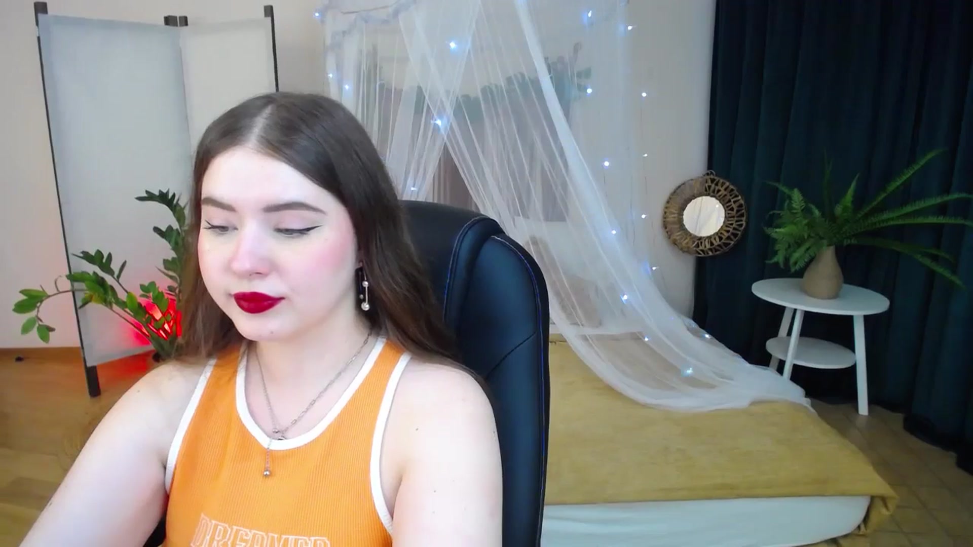 Gallery image thumbnail from AdmireMyEyes's myfreecams stream on, 01/26/2025, 10:46 image 8 of 20